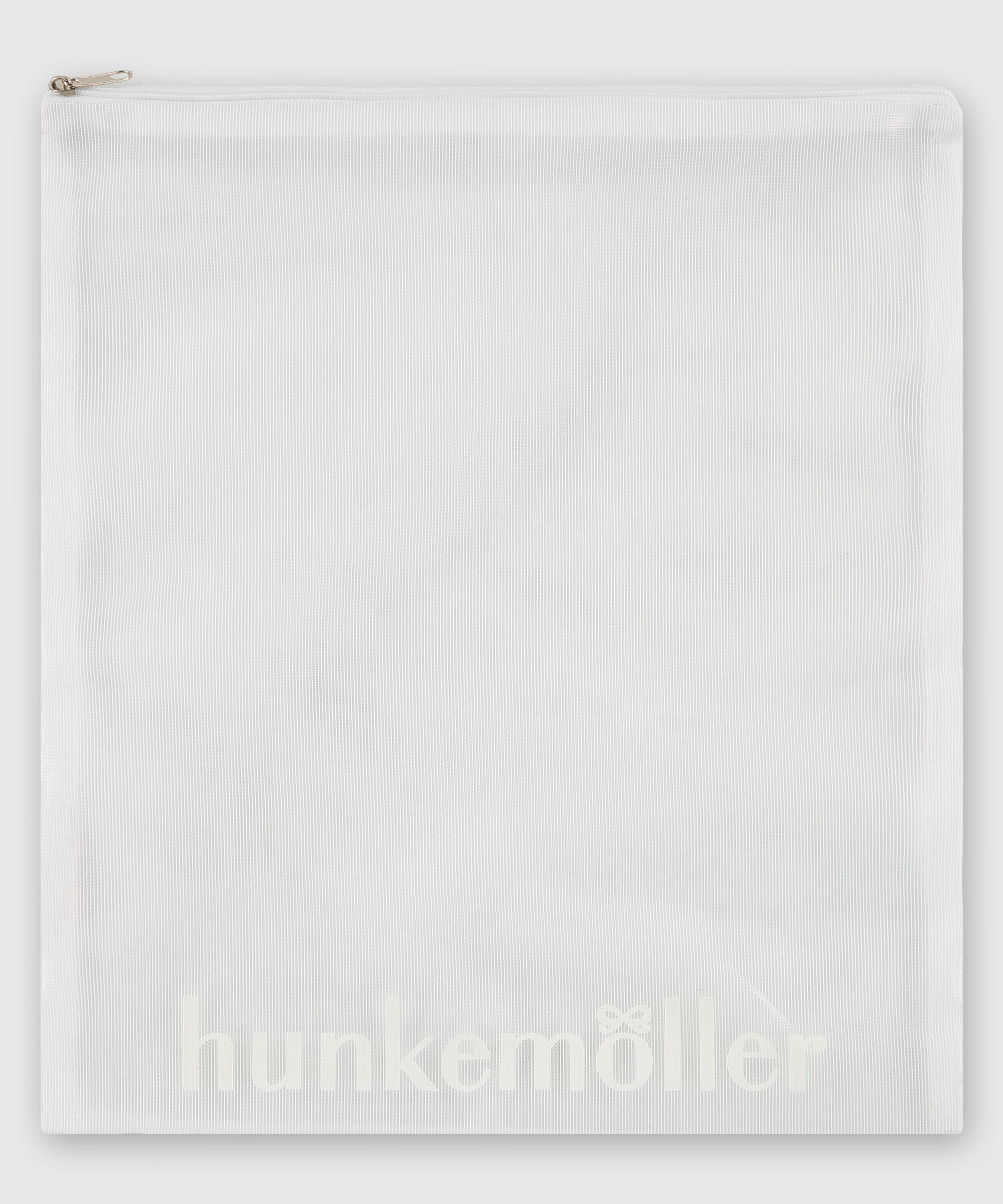 Tv&auml;ttp&aring;se dragkedja, Vit