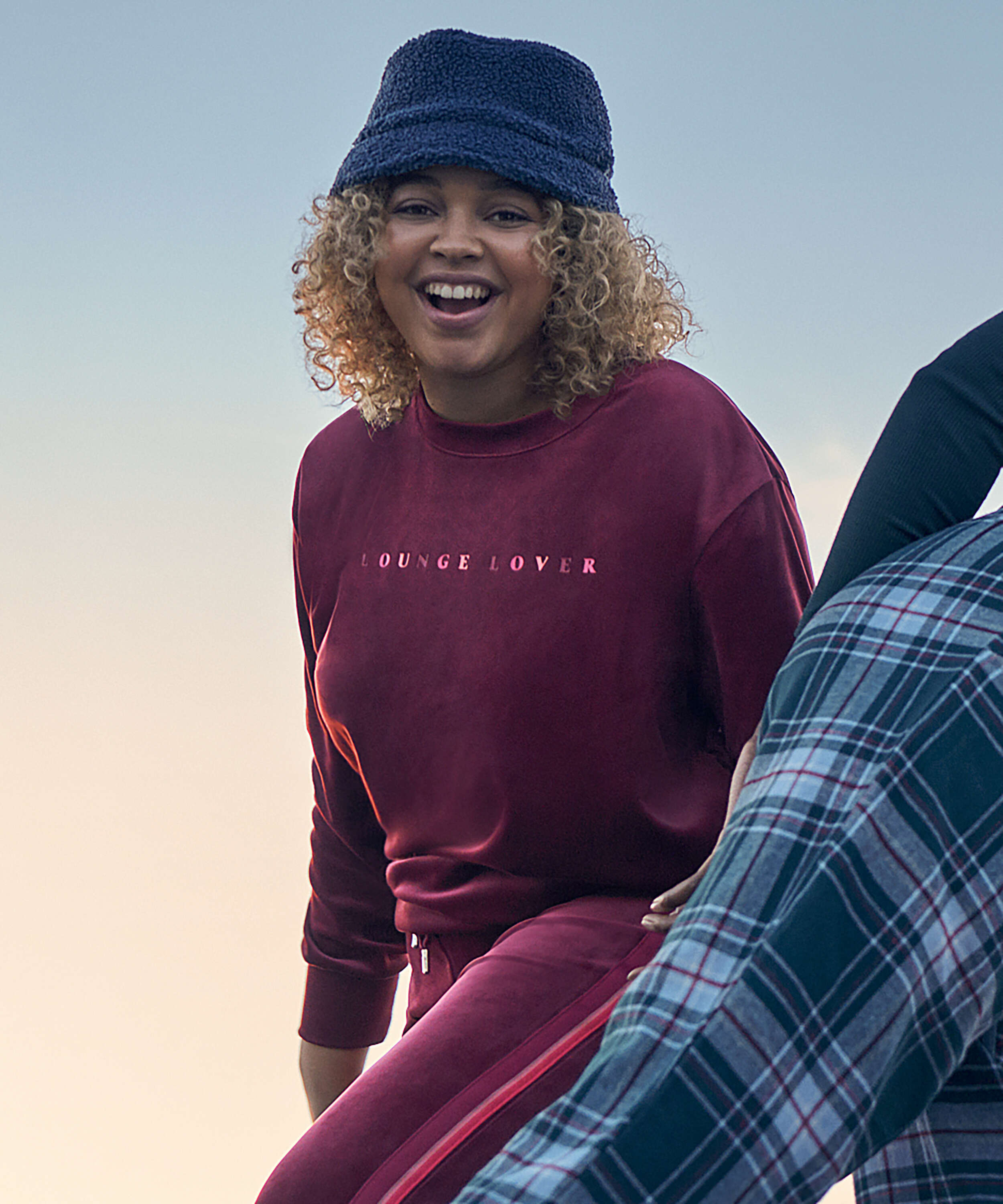 L&aring;ng&auml;rmad sammetstopp, r&ouml;d, main