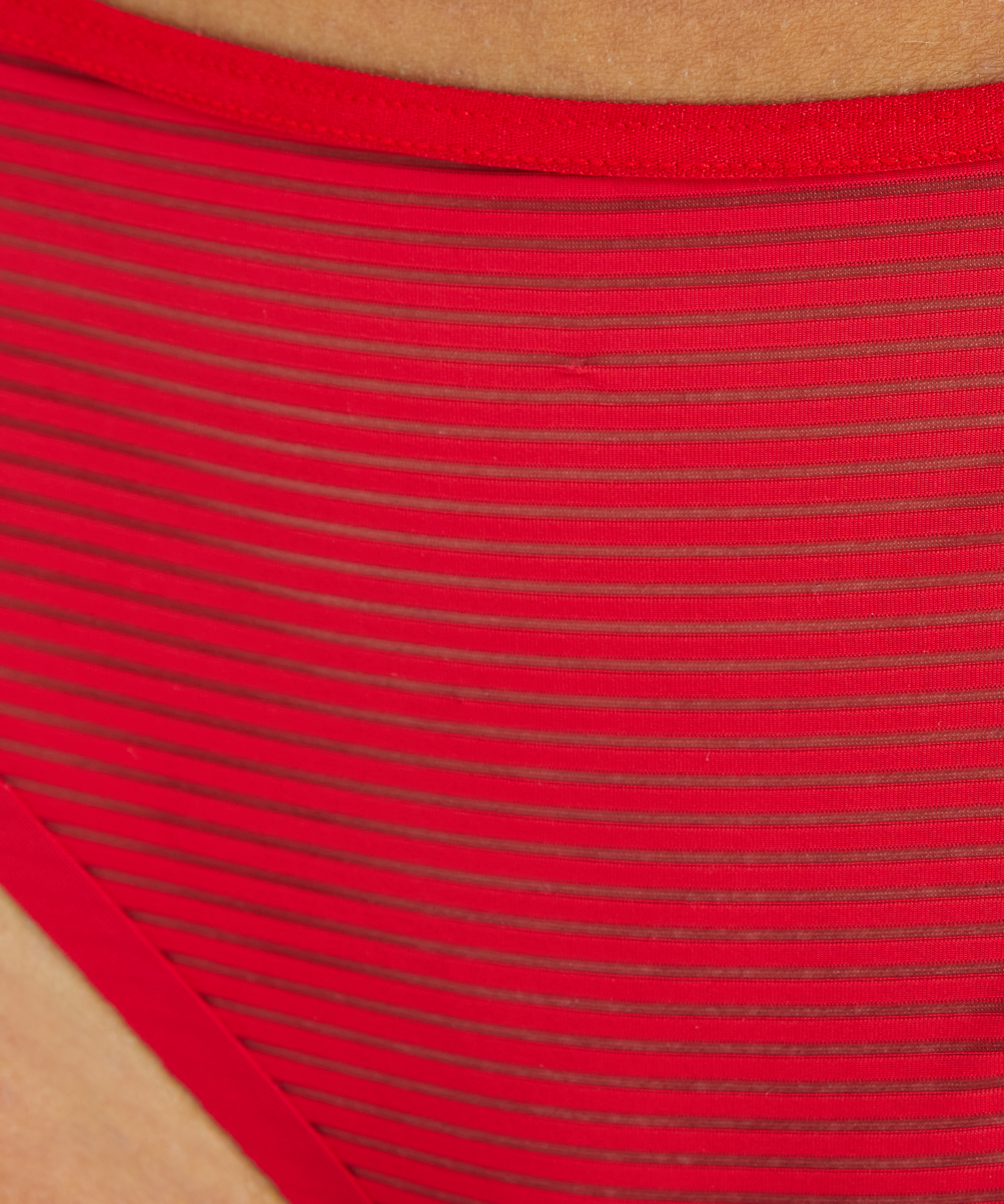 Stringtrosa Invisible Stripe Mesh, röd, main