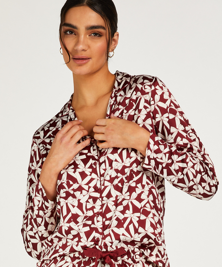 L&aring;ng&auml;rmad jacka i satin, R&ouml;d