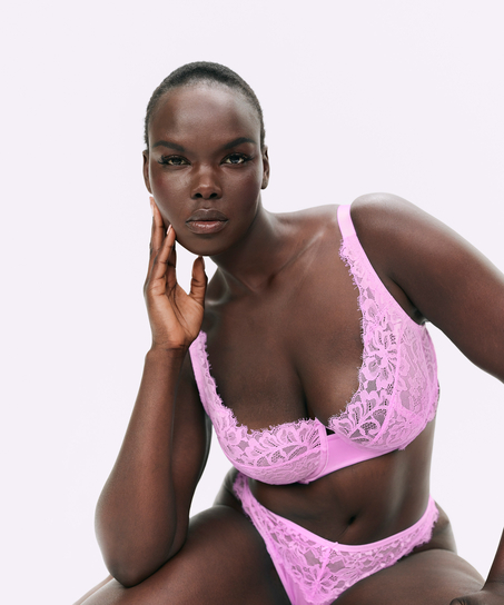 Brazilian-trosa Isabella, Rosa