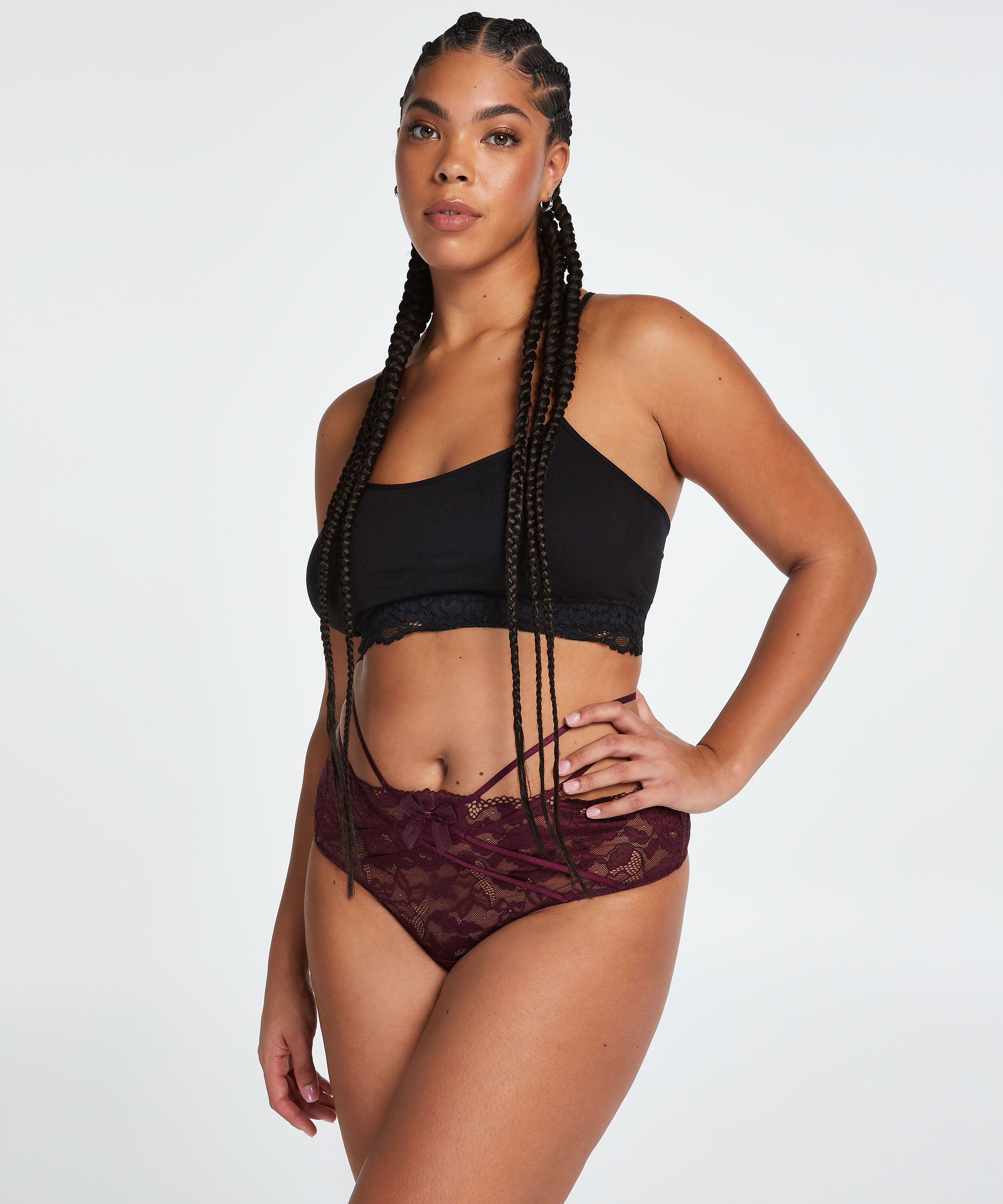 Sally stringtrosa Curvy, Röd