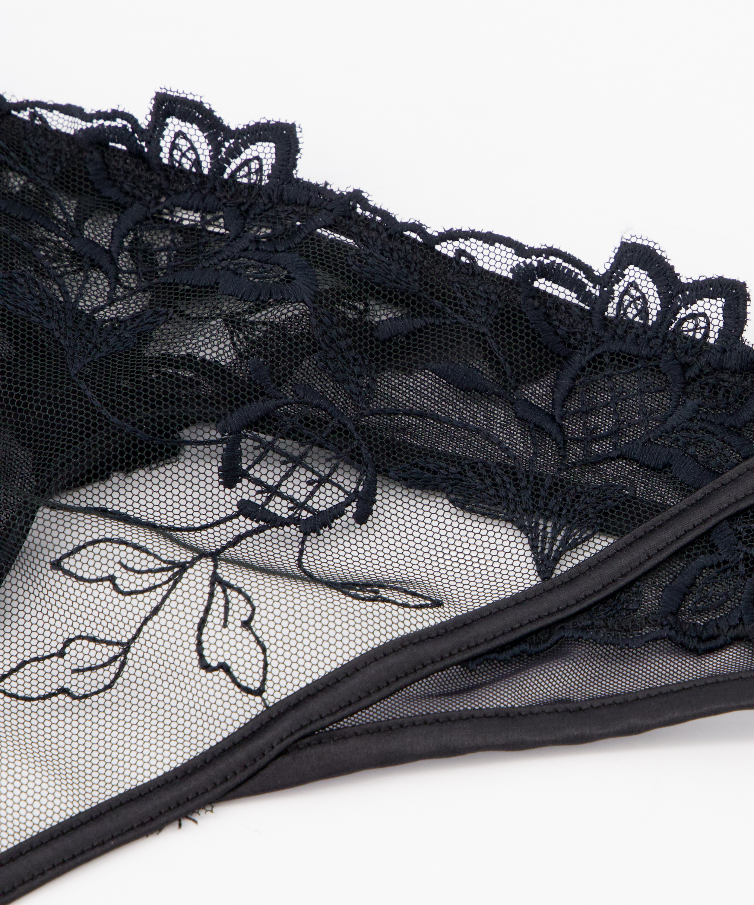 Stringtrosa Inga, Svart, main