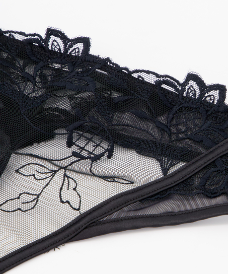 Stringtrosa Inga, Svart