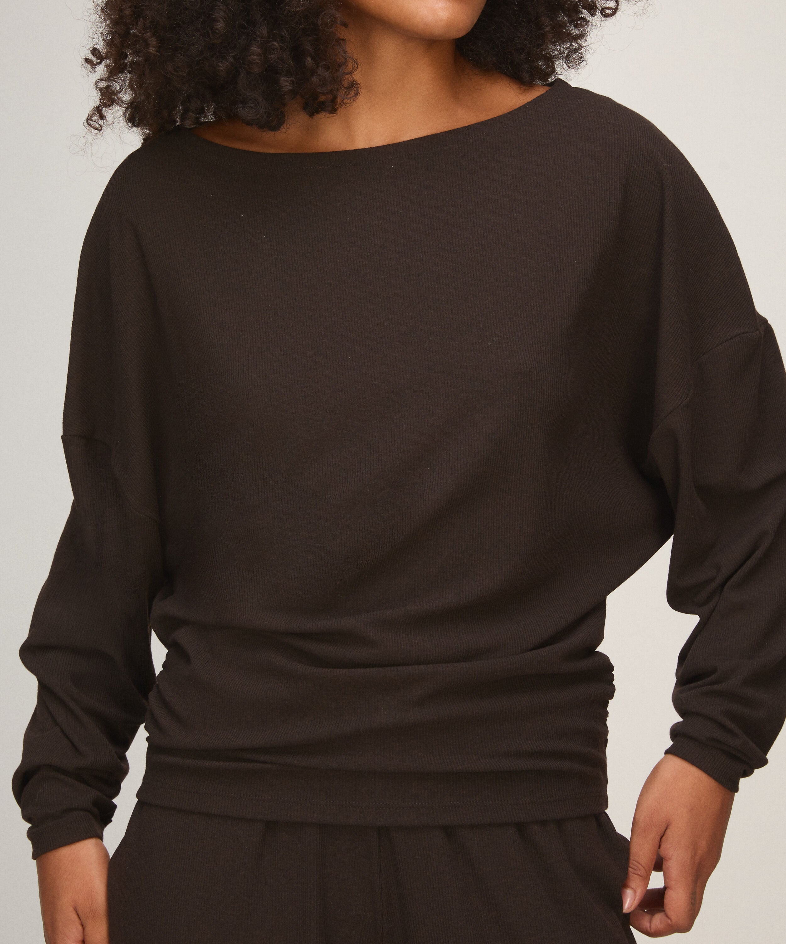 Topp med Lång Ärm Premium Rib Batwing, Brun Topp med Lång Ärm Premium Rib Batwing, Brun