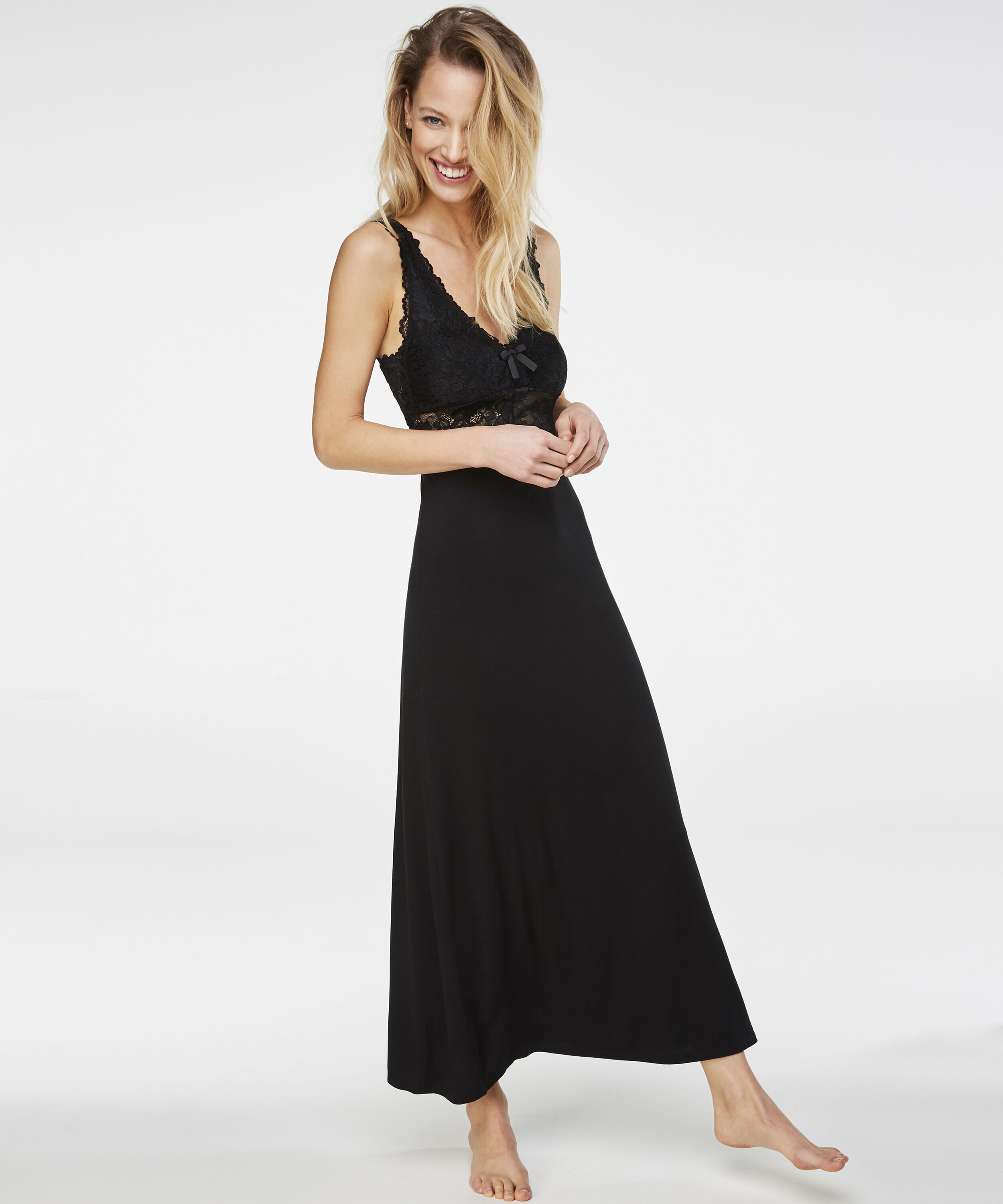 Lång underklänning Modal Lace, Svart