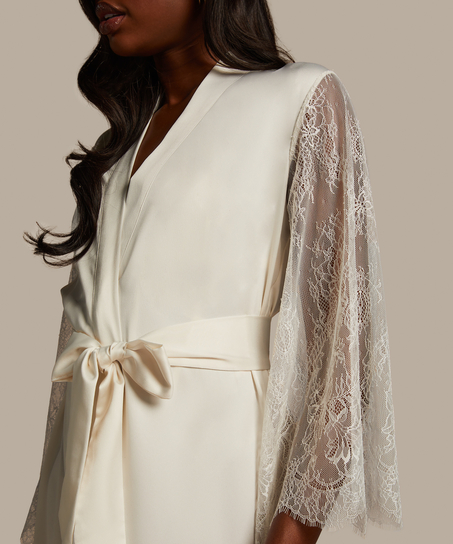 Kimono Camille, Vit