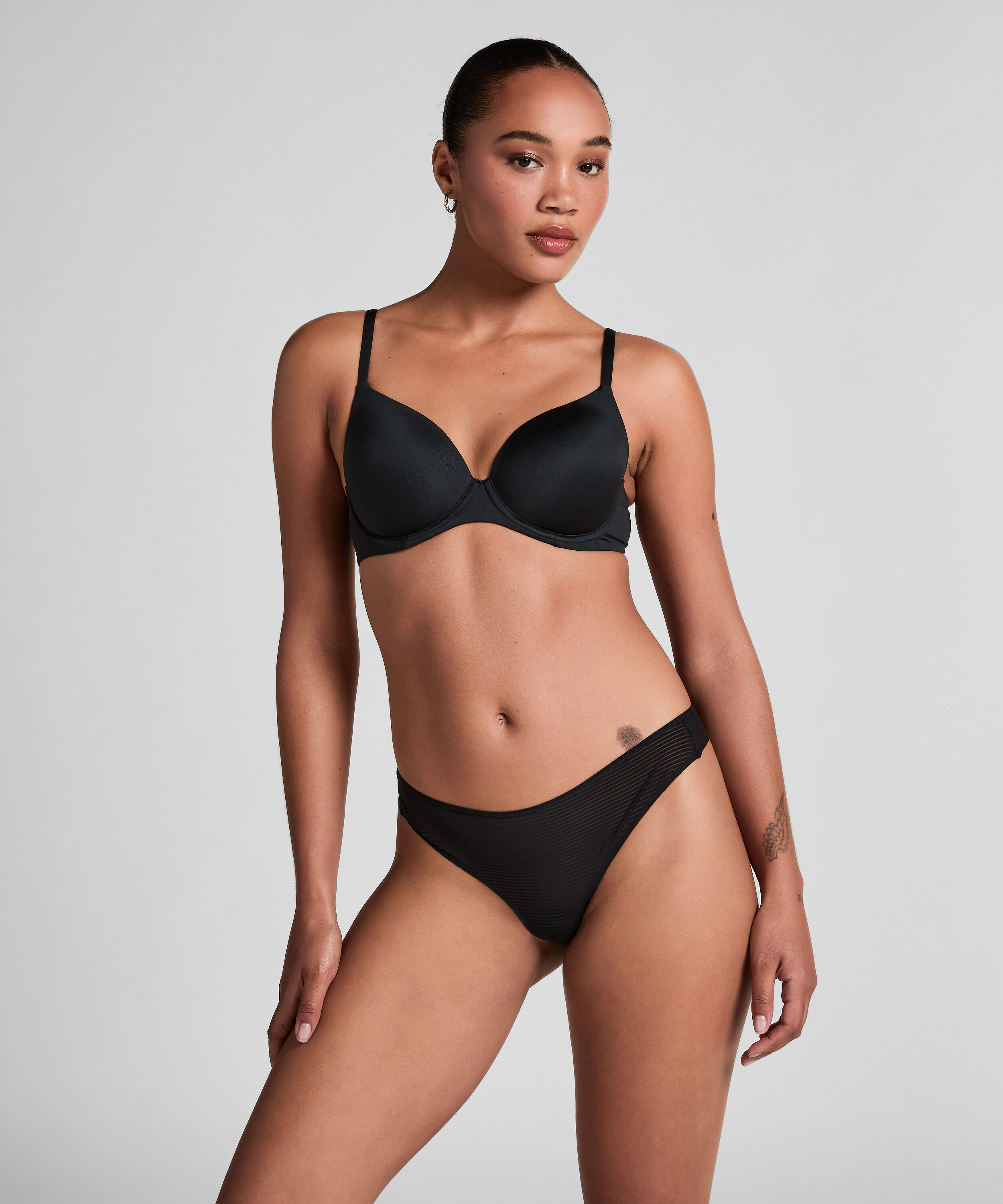 Stringtrosa Invisible Stripe Mesh