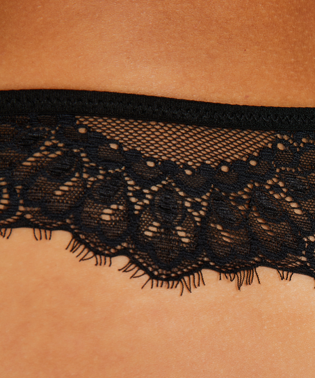 Tangartrosan Latisha, Svart