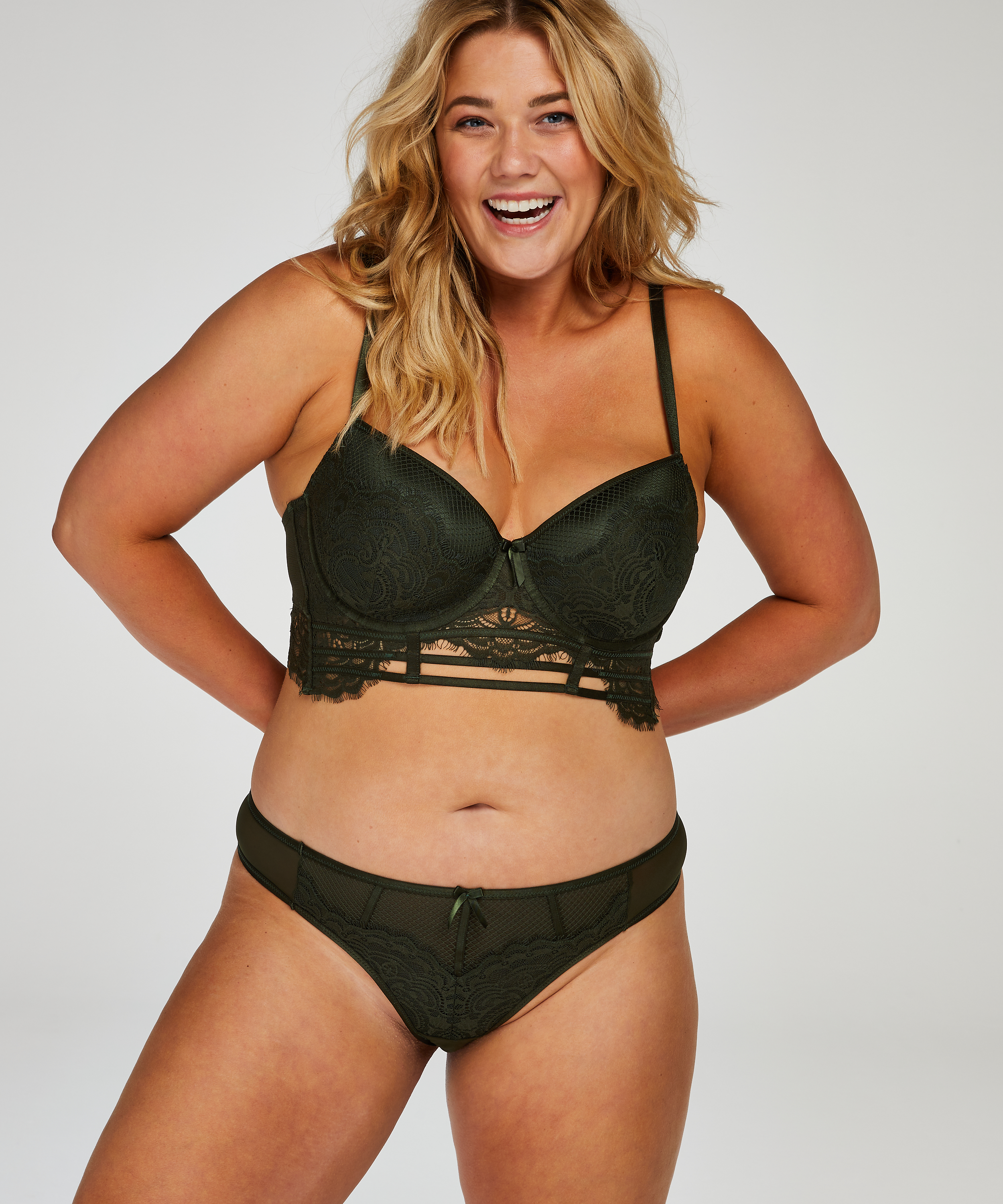 Yves stringtrosa, gr&ouml;n, main