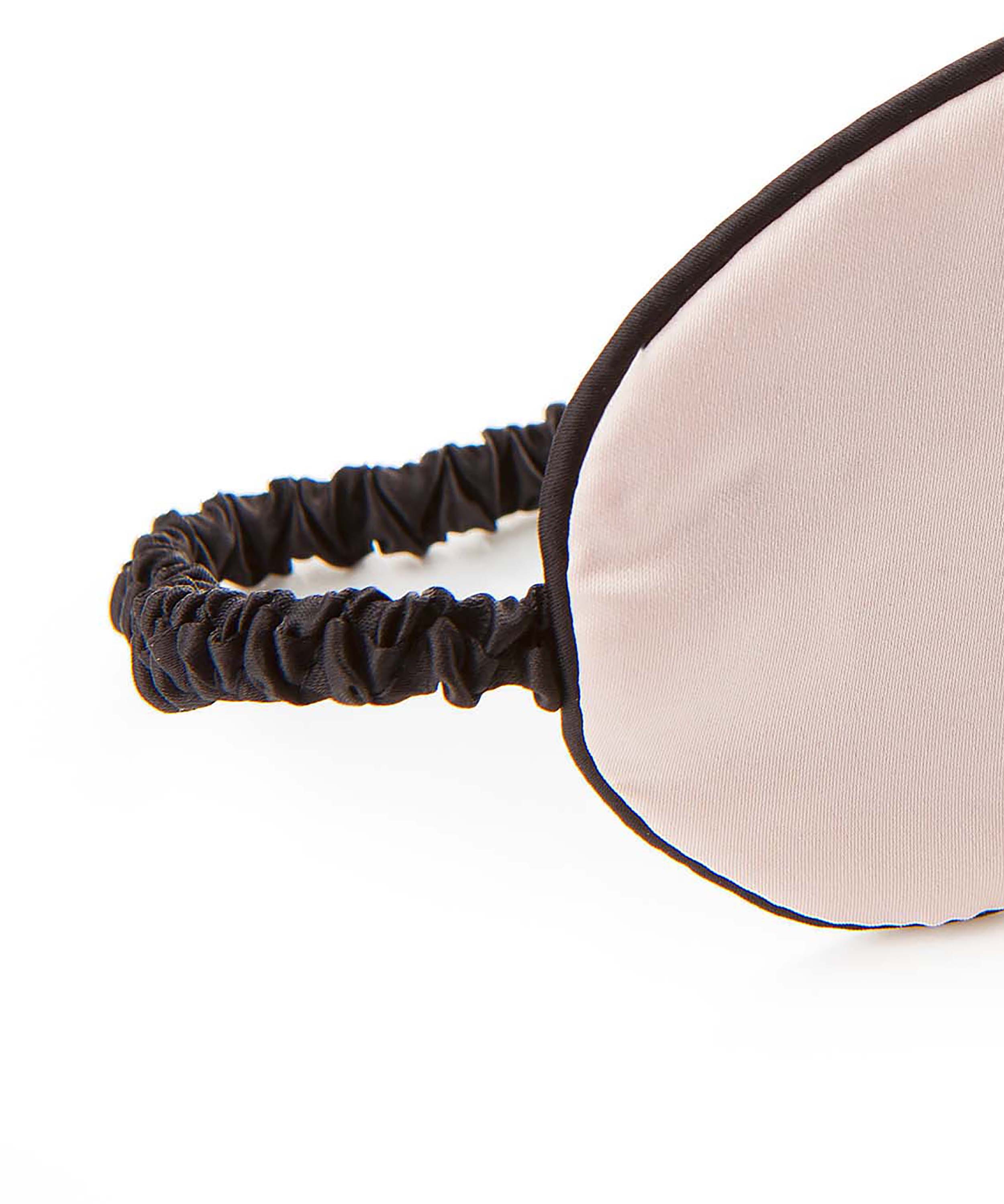 Sovmask, Svart, main