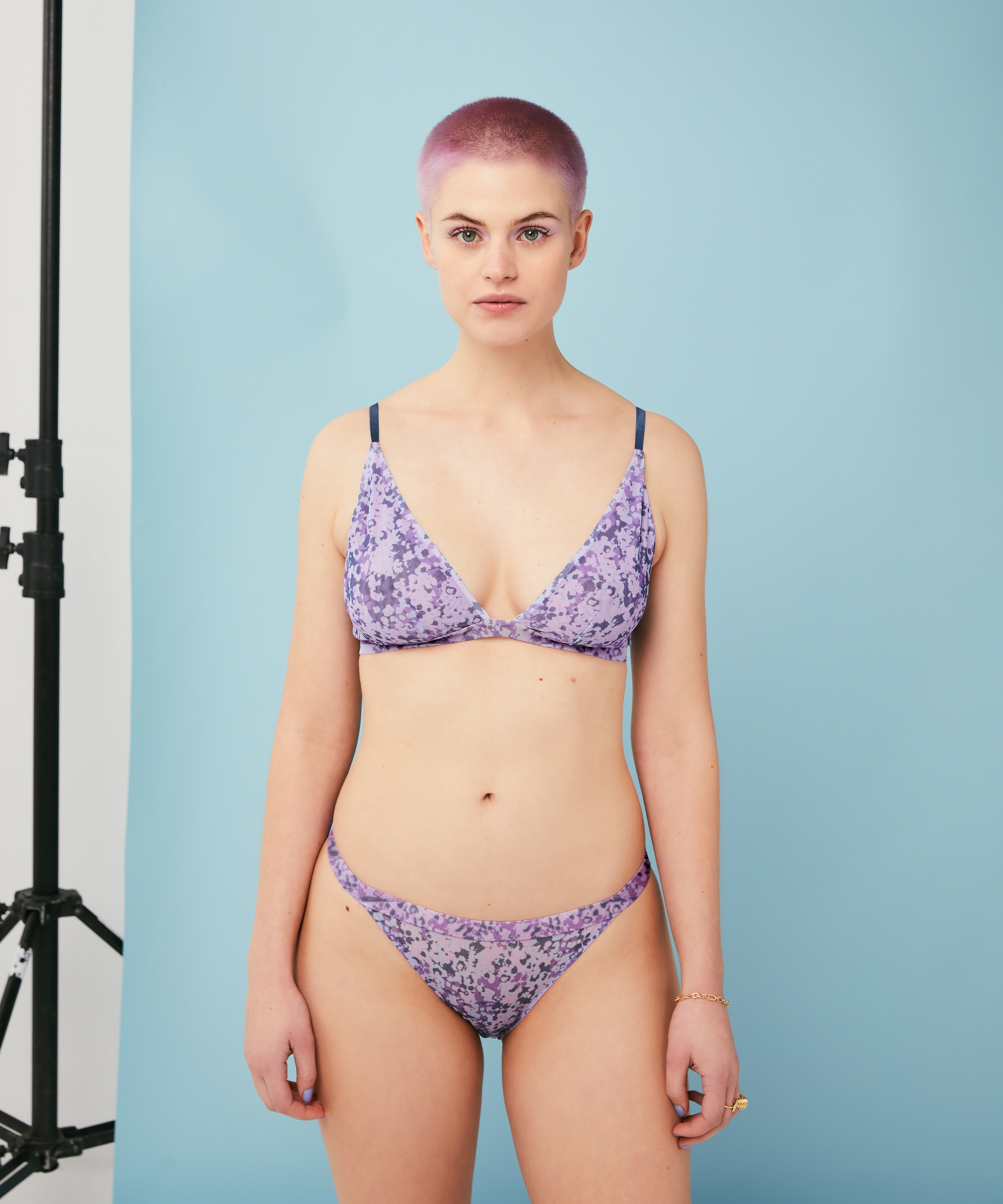 Det här är Lit tangatrosa, blå, main