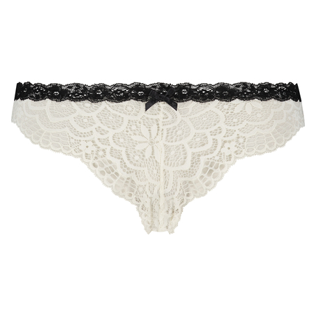 Brazilian-trosa Yaretzi, Vit