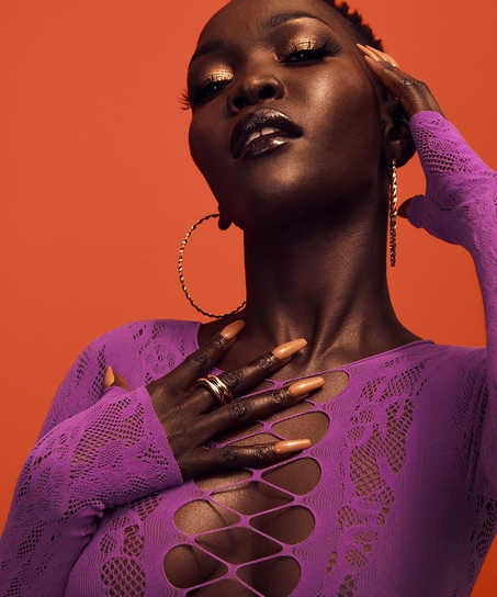 Spets body Nyakim, Lila