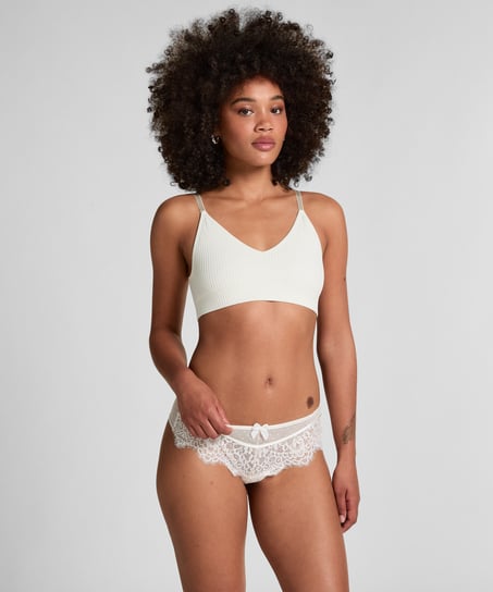 Brazilian-trosa Marilee, Vit