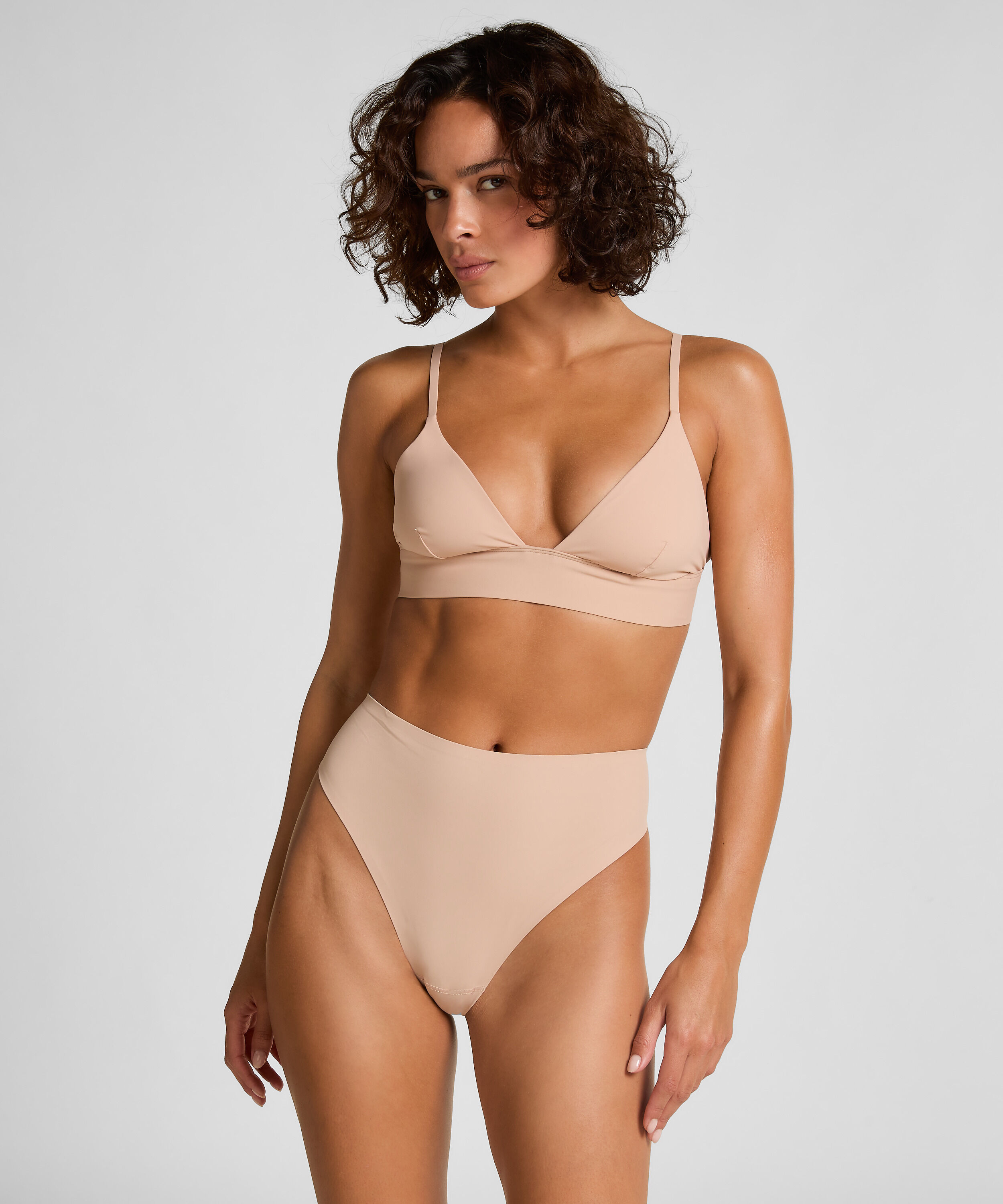 Triangel Bralette Smooth, Beige