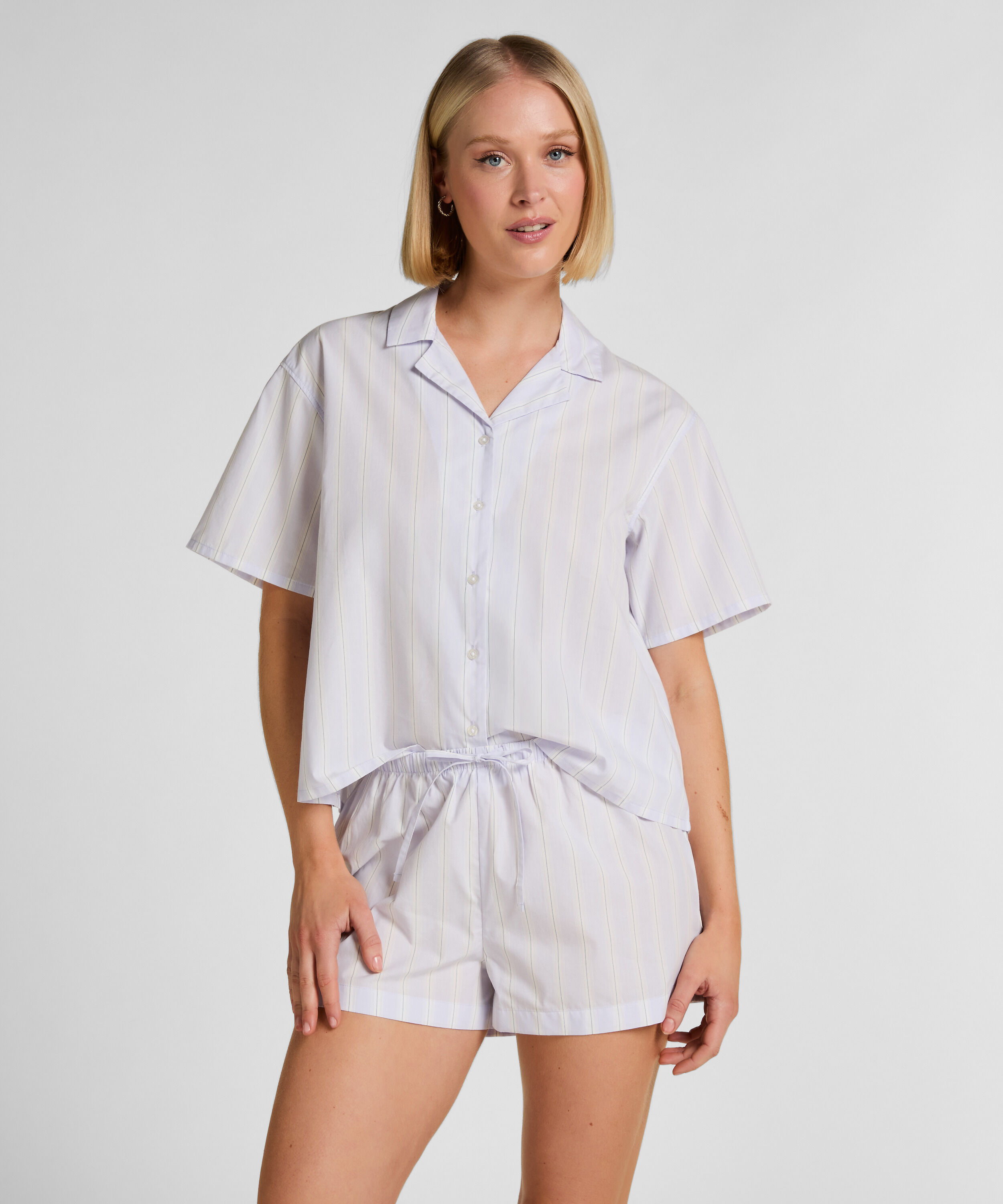 Randiga bomullsshorts, Lila