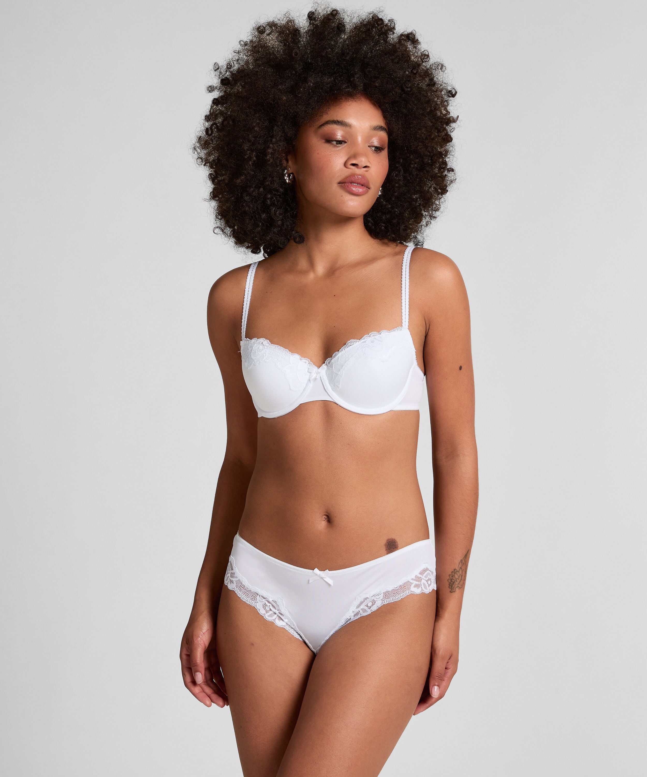 Brieftrosa Secret Lace