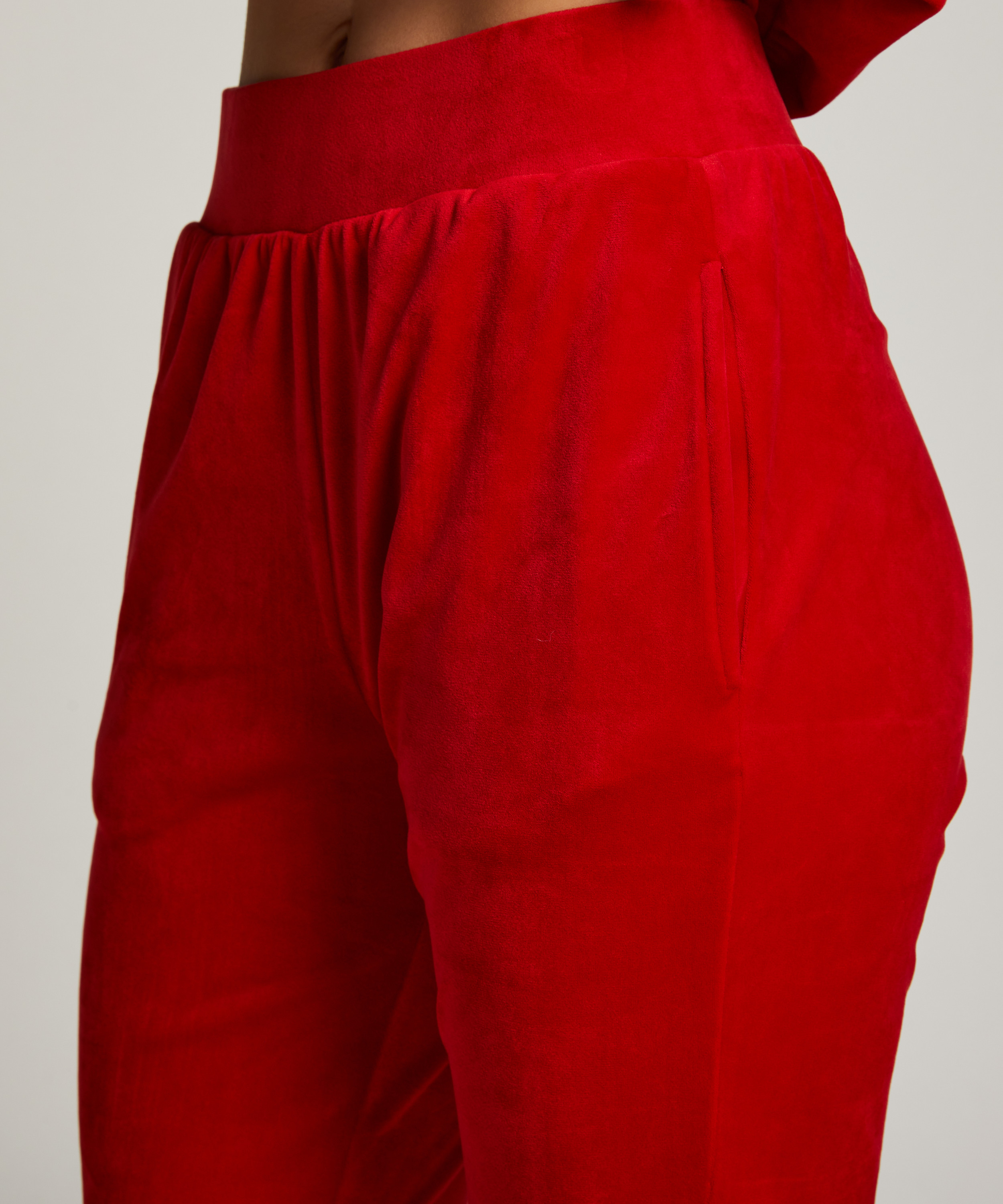 DO NOT SELL, R&ouml;d, main