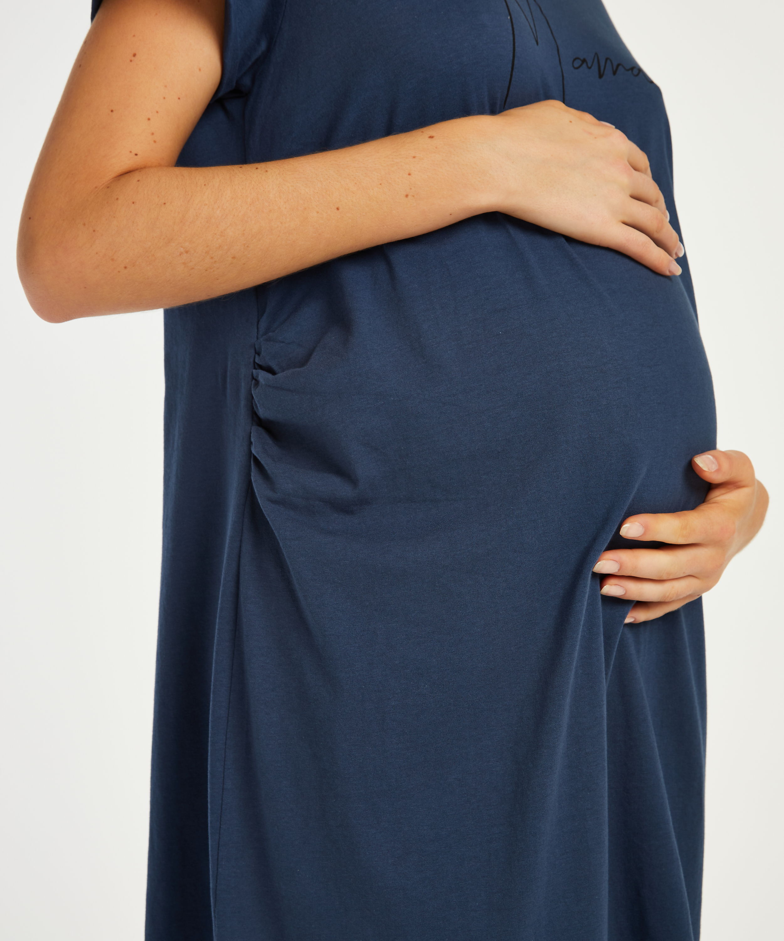 Kort&auml;rmat mammanattlinne, Bl&aring;, main