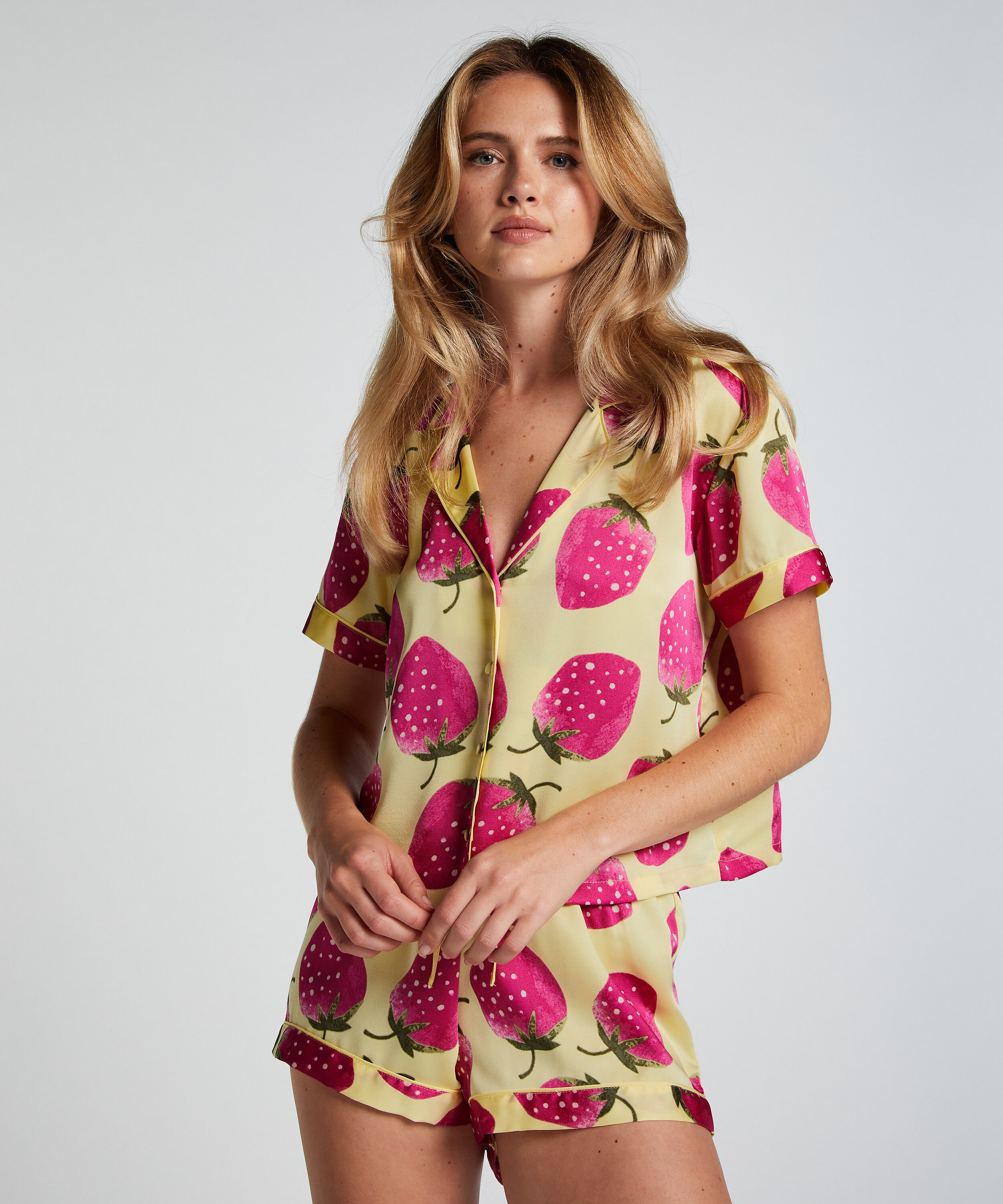 Satin pyjamasshorts, Gul