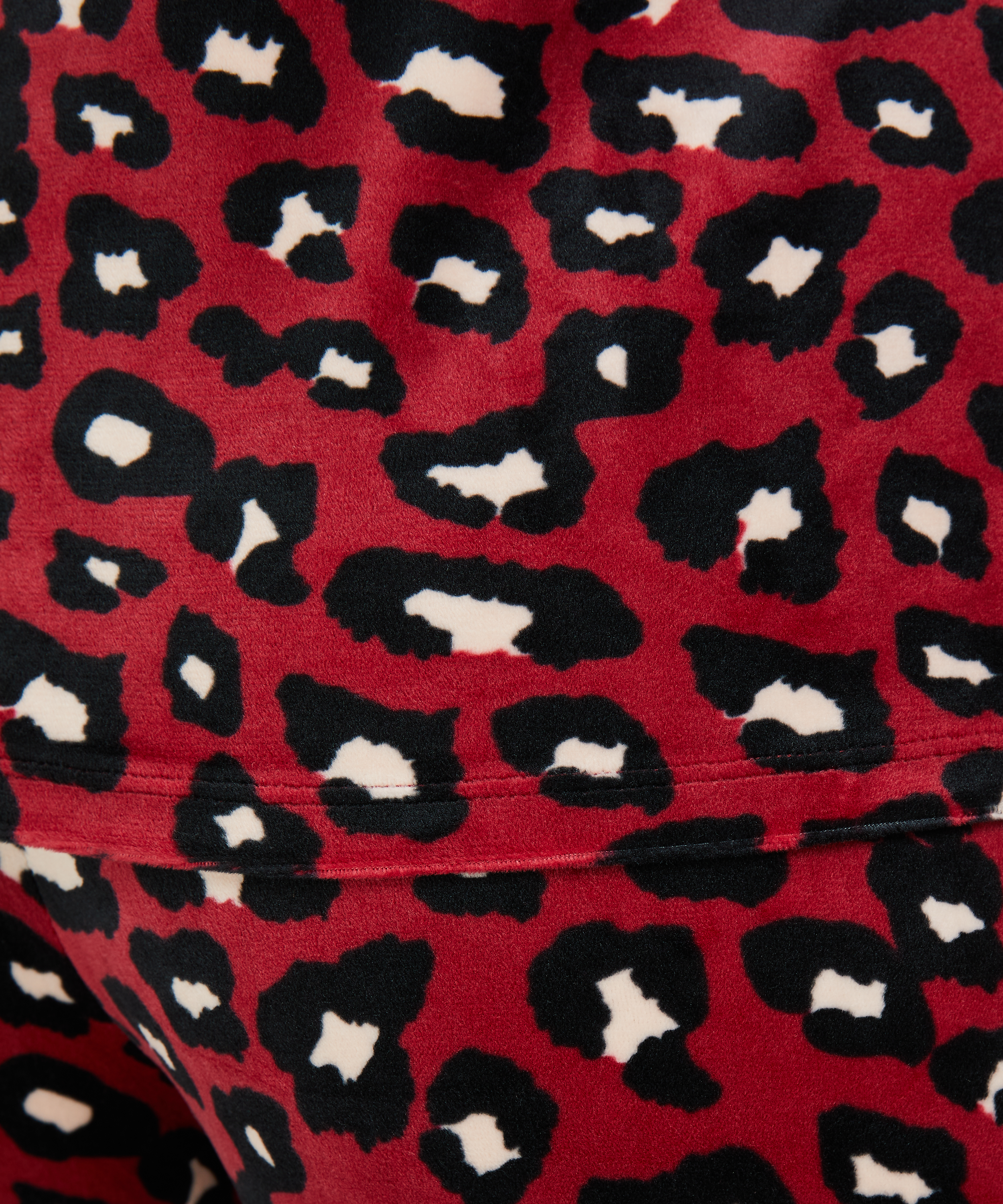 Top Velours, R&ouml;d, main