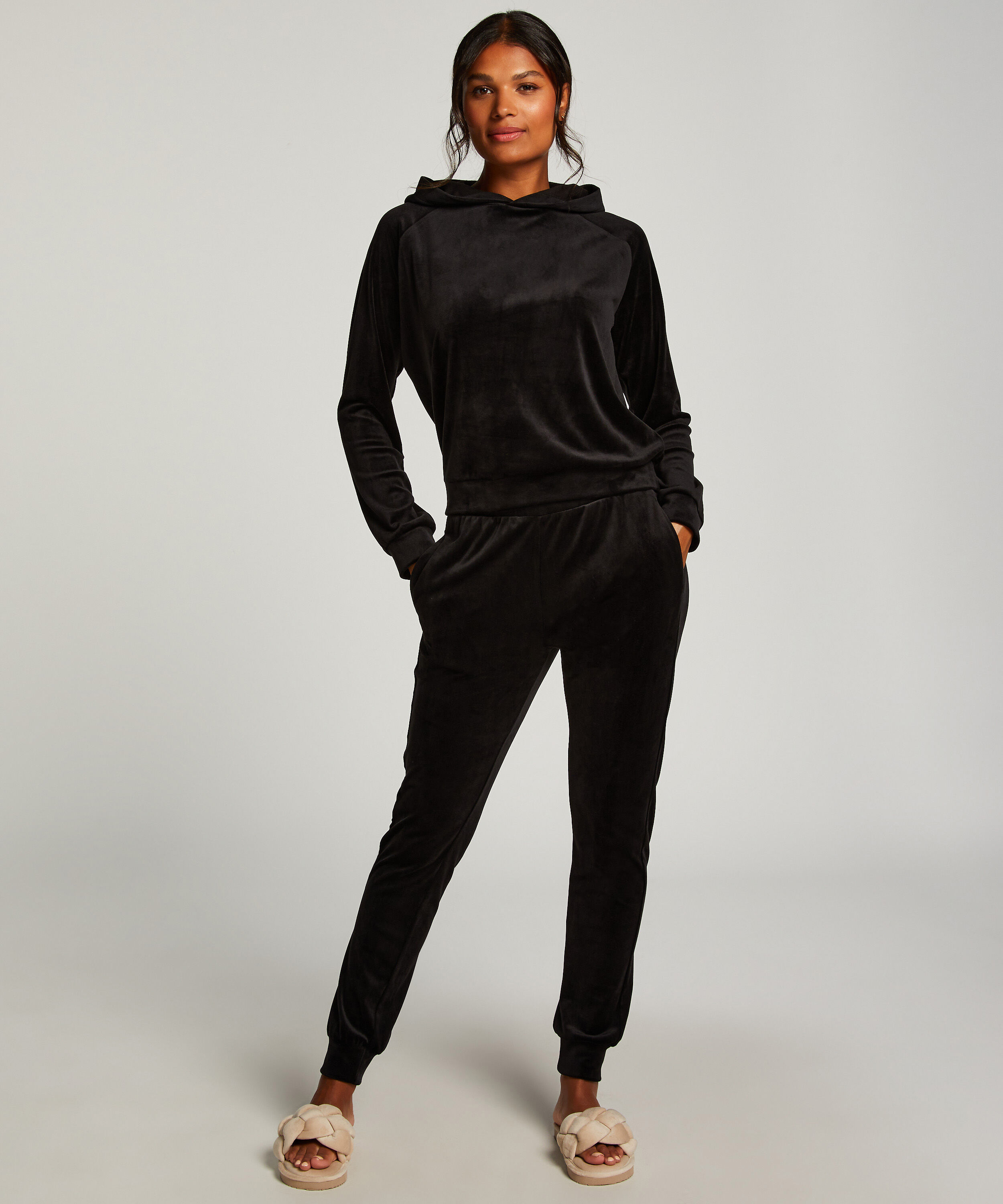 Tall Joggingbyxor i Velours, Svart