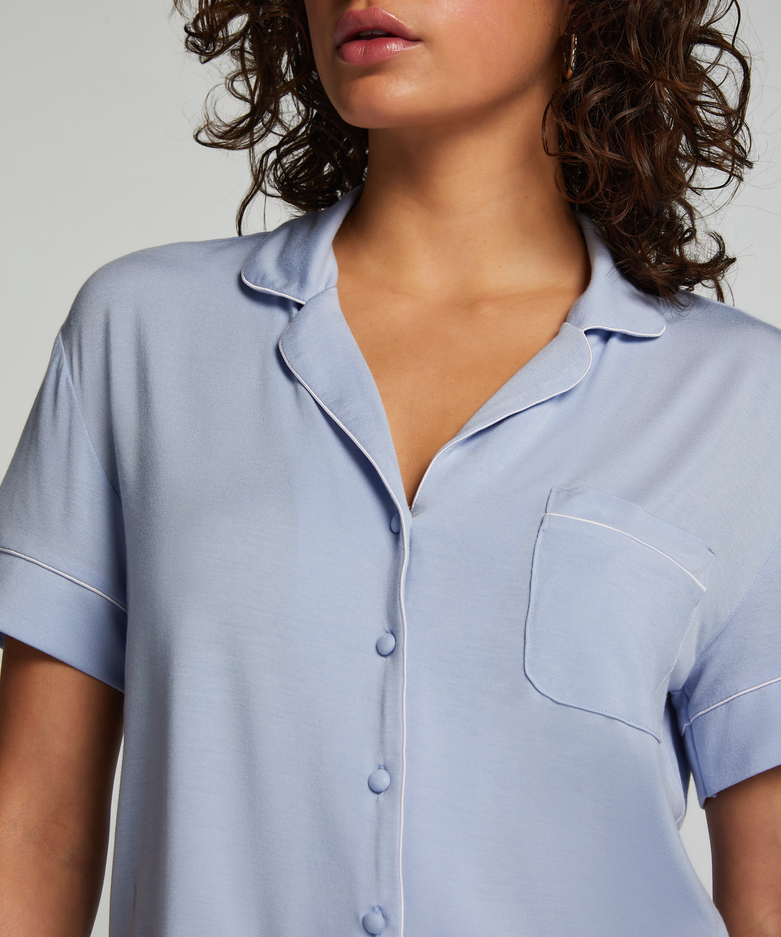 Kort&auml;rmad jerseyjacka Essential, Bl&aring;, main