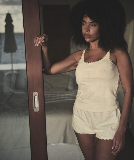 Pointelle-shorts, Gul