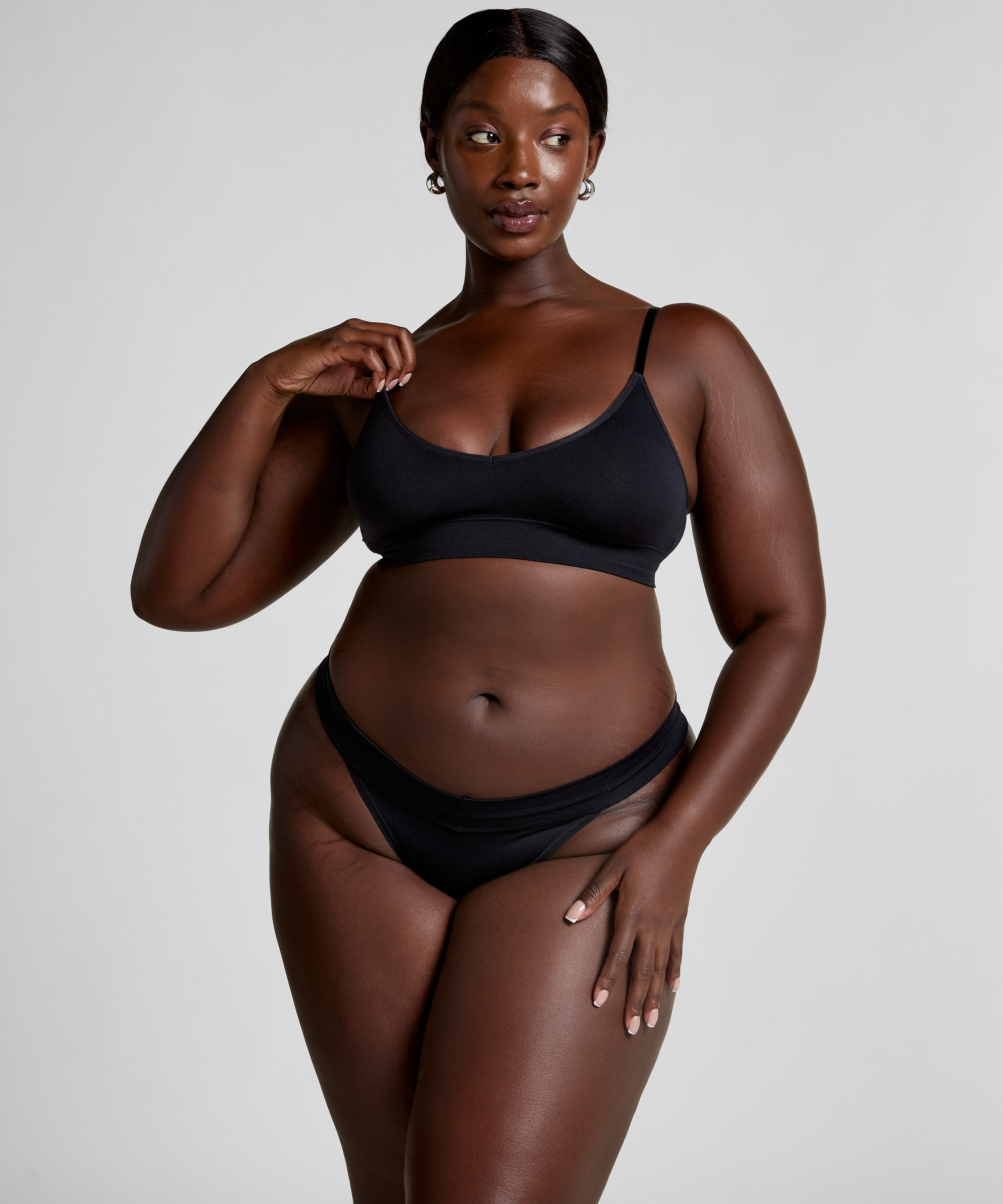 Dide stringtrosa, Svart, main