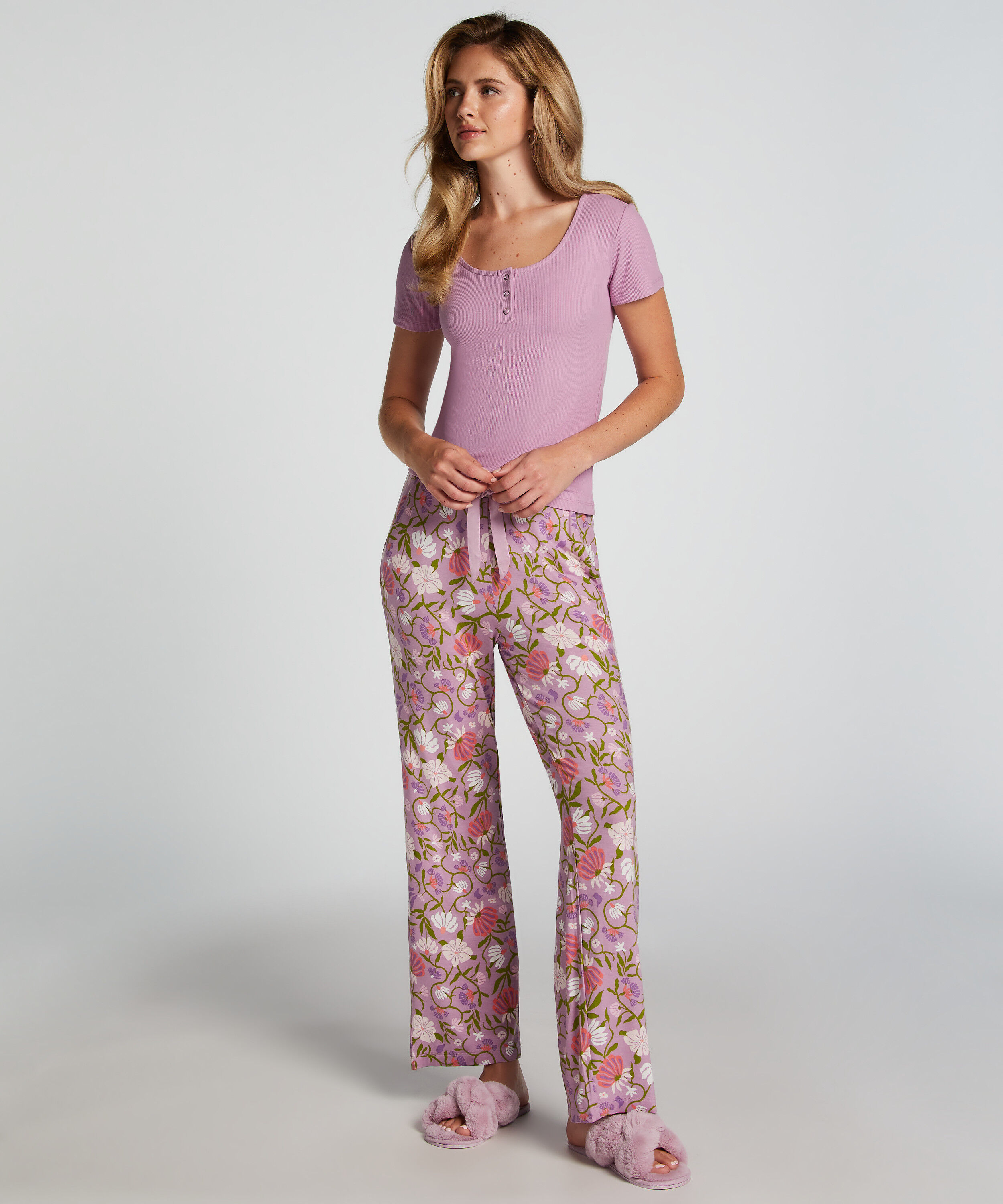 Tall pyjamasbyxor, Lila
