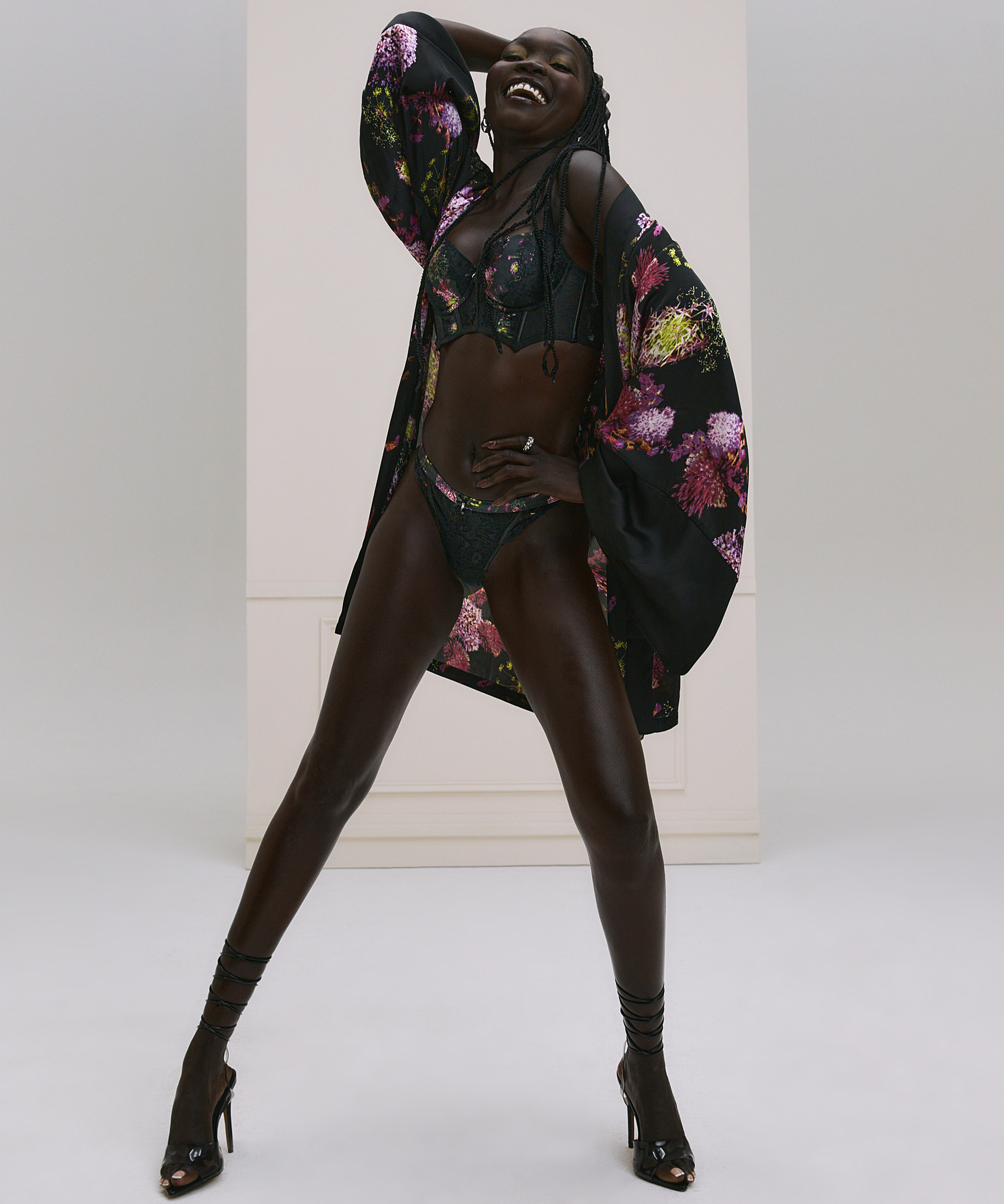 Stringtrosa Amelie, Svart, main