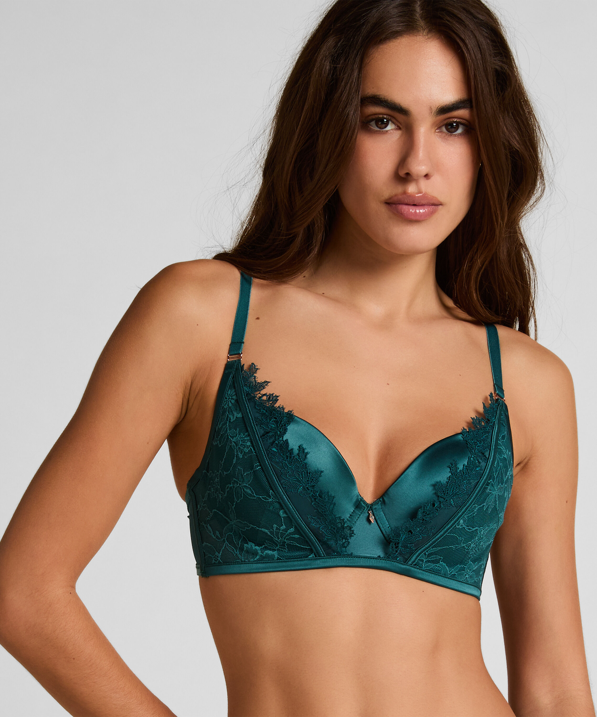 Julia formpressad longline-bygel-bh
