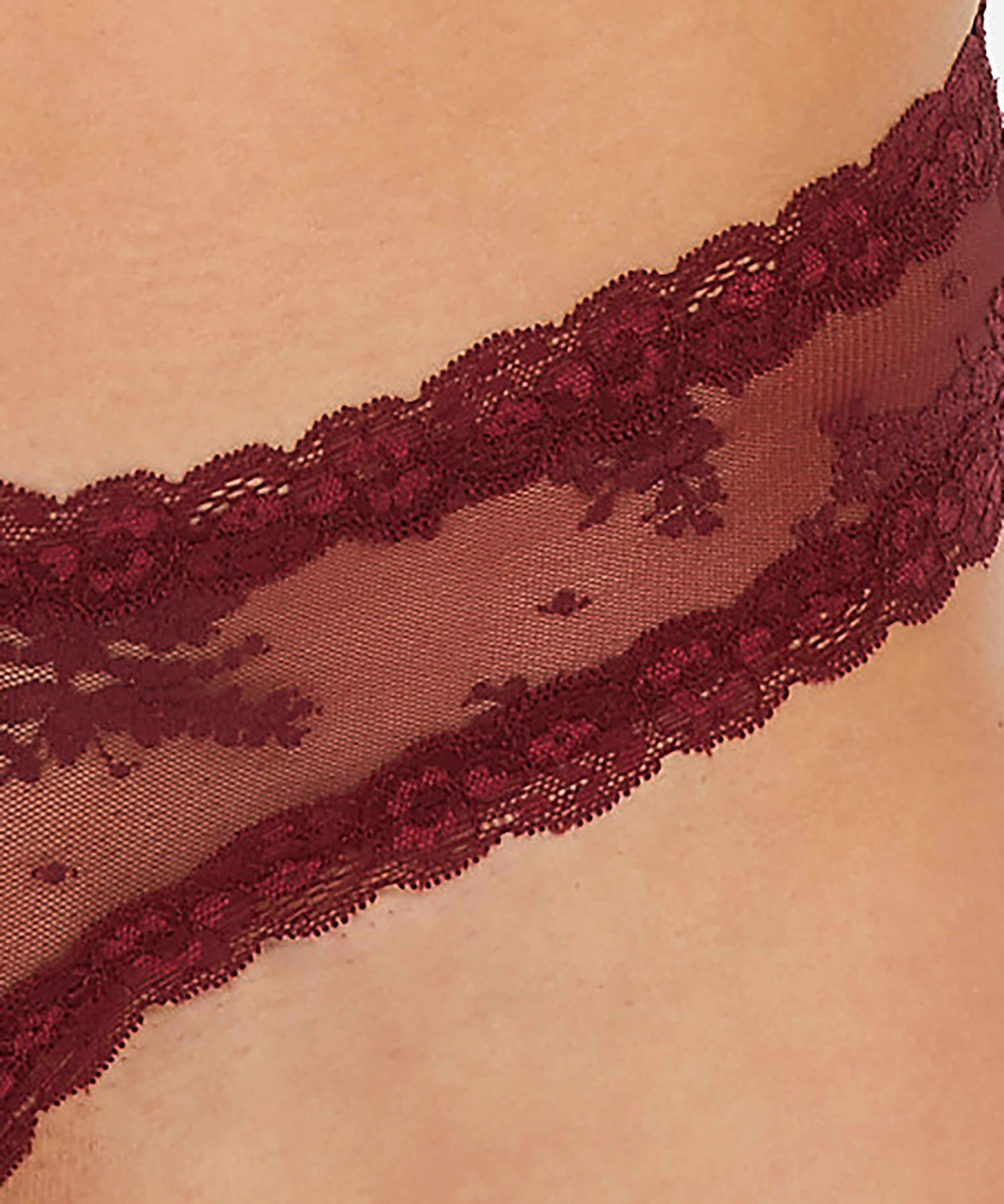 Brazilian-trosa V-shape mesh, R&ouml;d, main