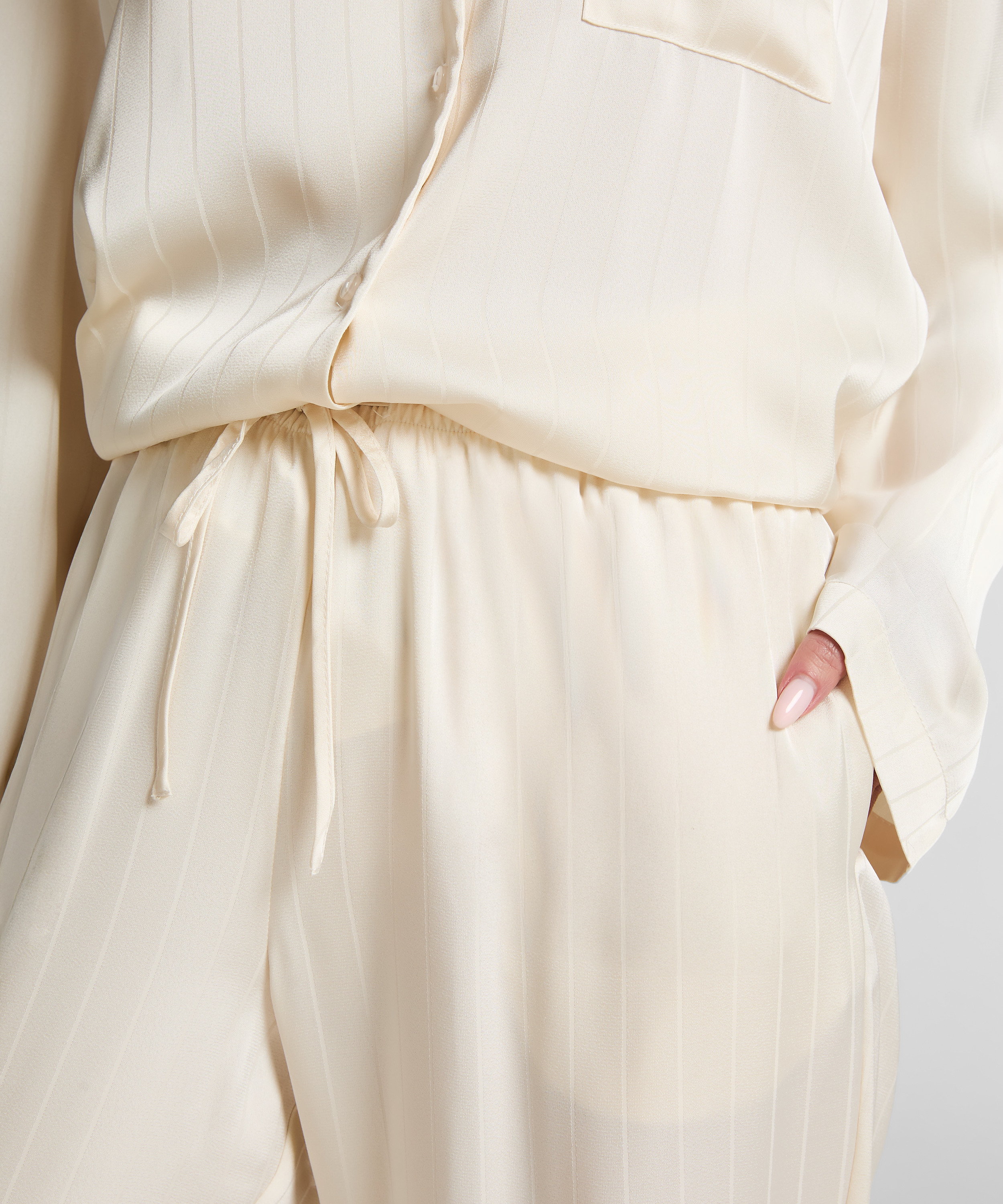 Satinbyxor med smala r&auml;nder, Vit, main