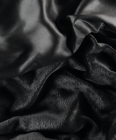 Badrock av satinfleece, Svart