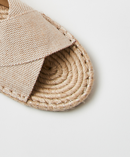 I AM-sandaler I AM, Vit