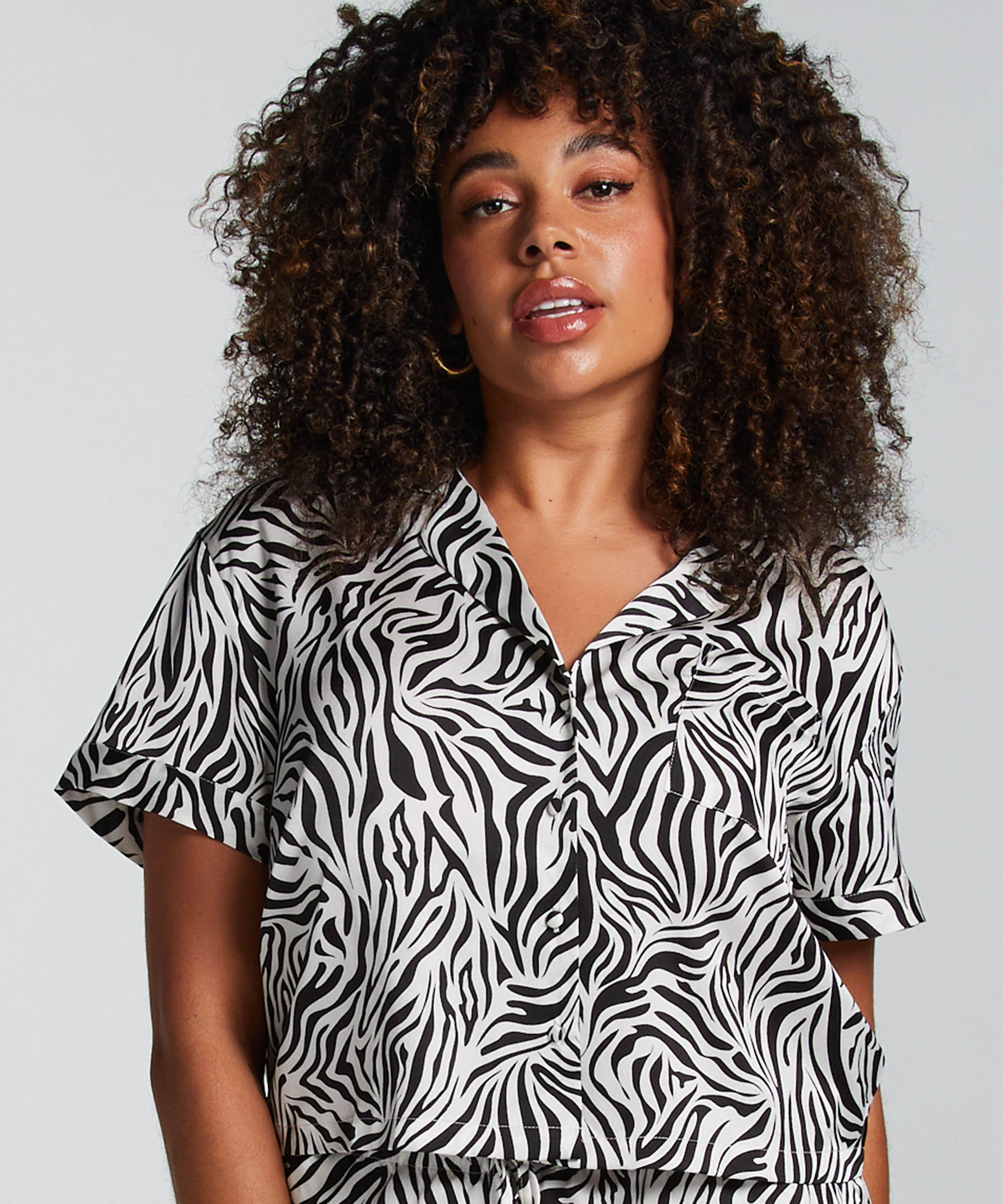 Kort&auml;rmad jacka i Satin, Vit, main