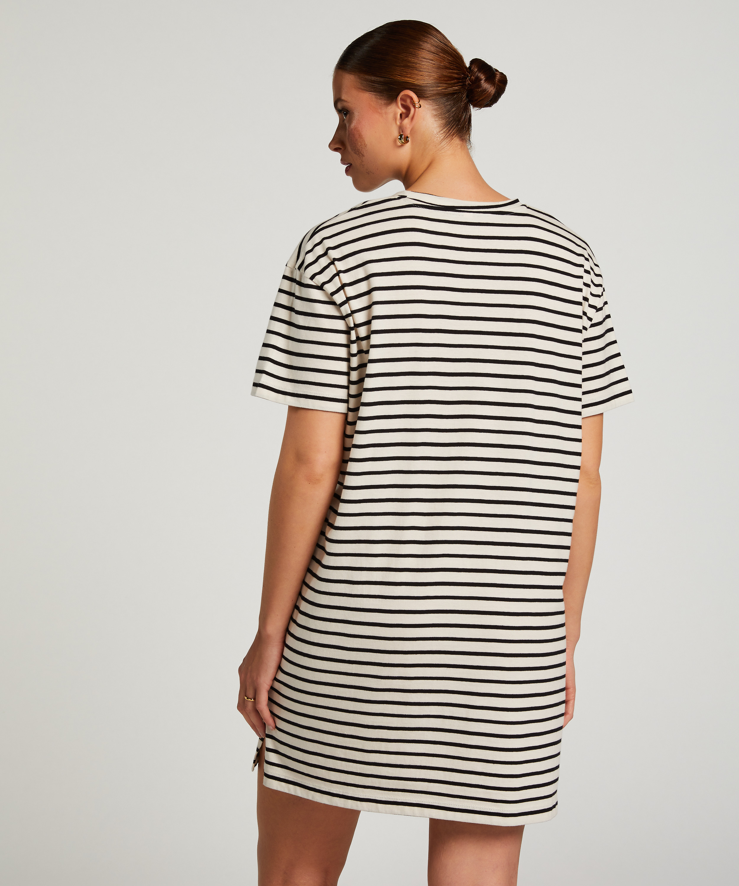 Nattskjorta med rund hals, Svart, main