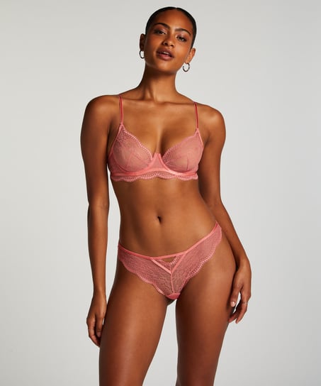 Cheekini Isabelle, Rosa