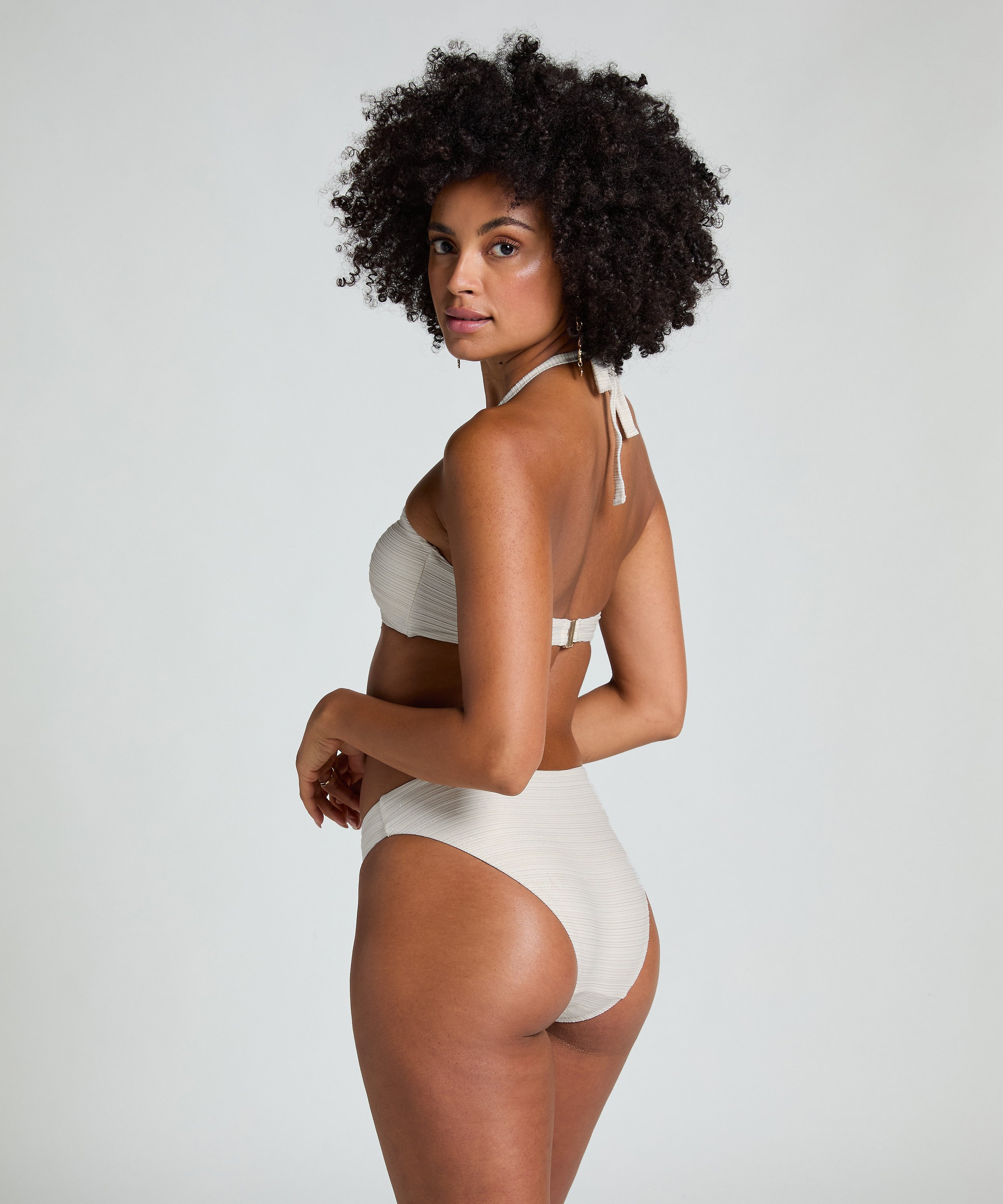 Chile bikininederdel, Vit, main