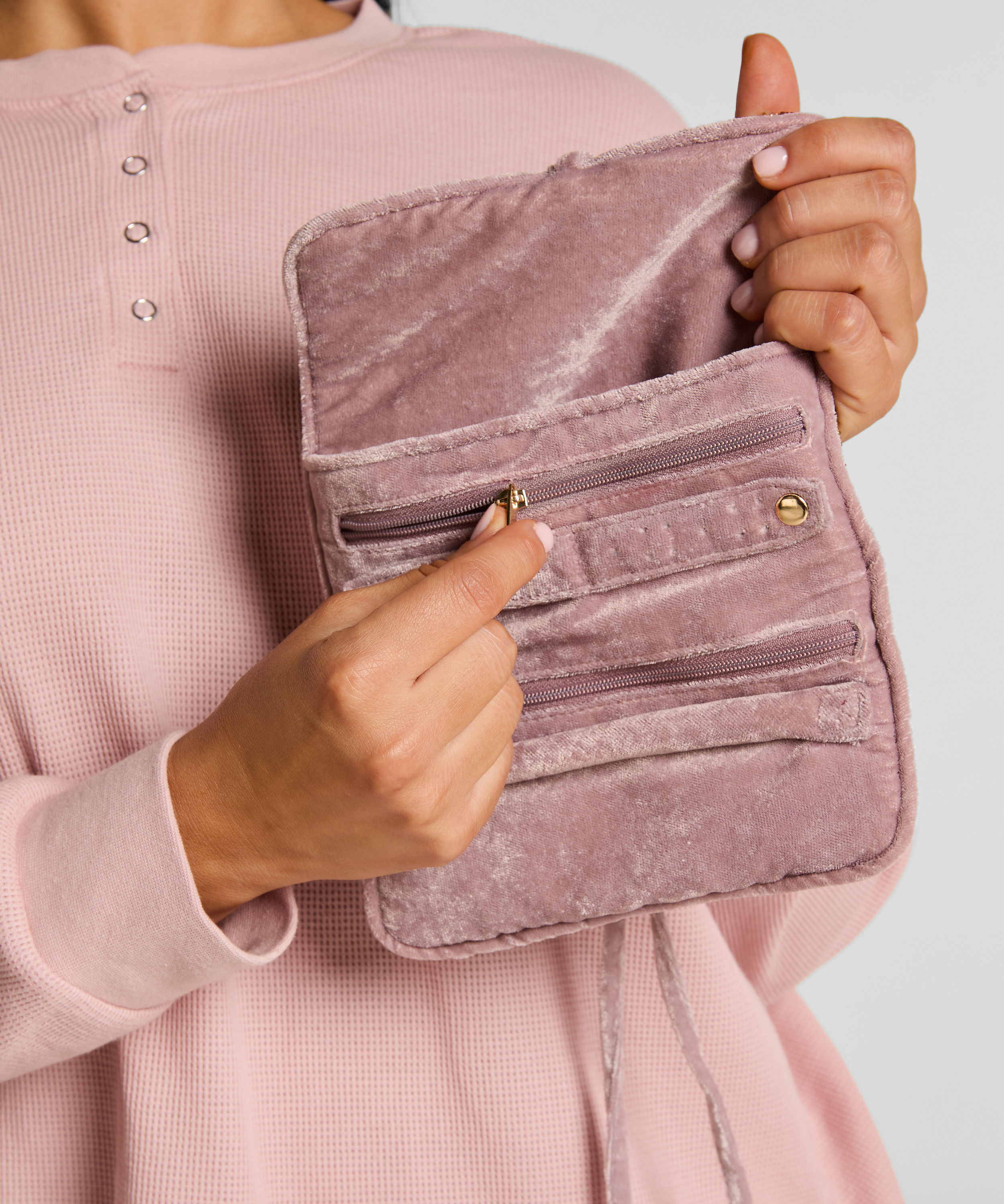 Smyckesp&aring;se med p&auml;rlor, Rosa, main