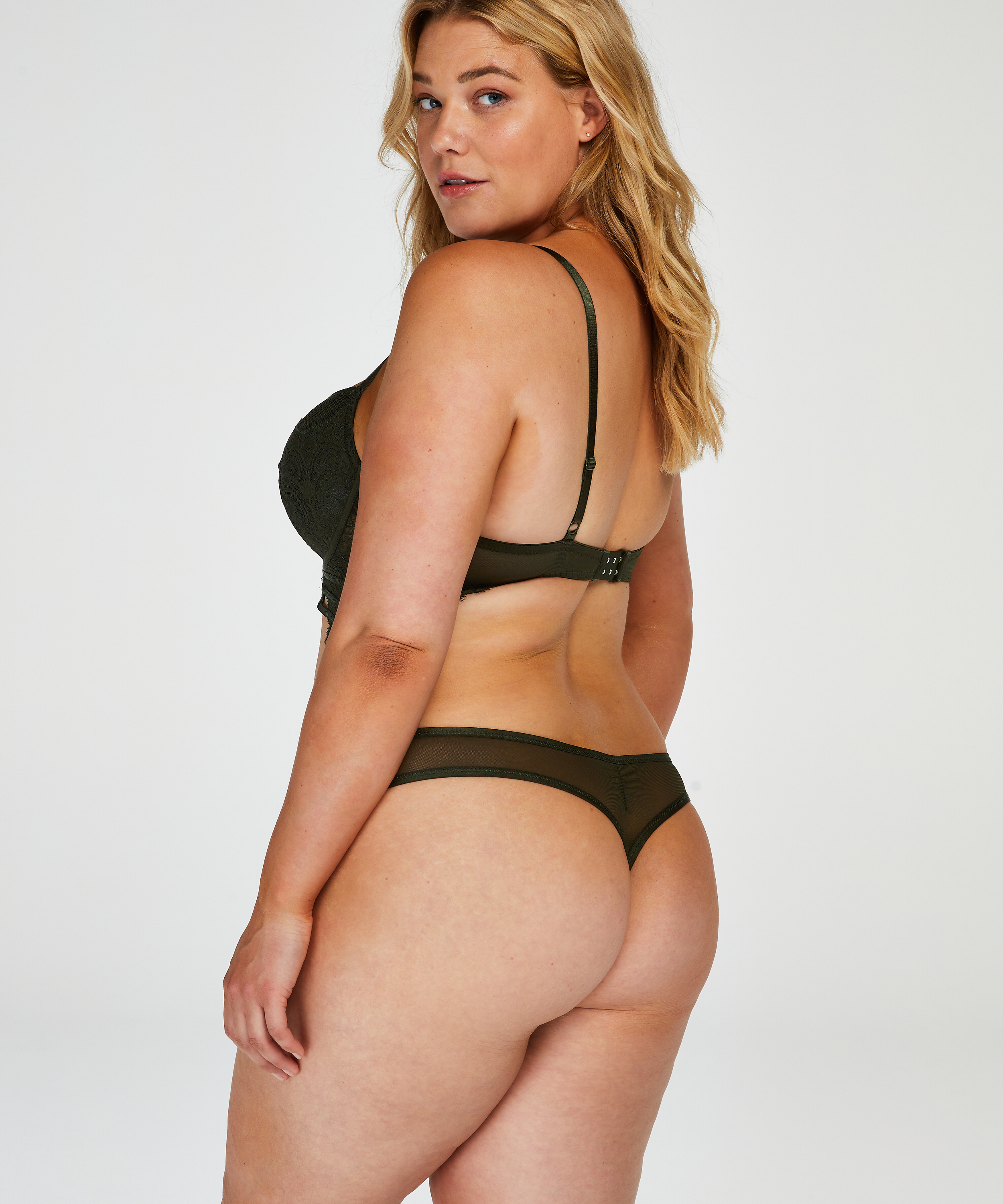 Yves stringtrosa, gr&ouml;n, main