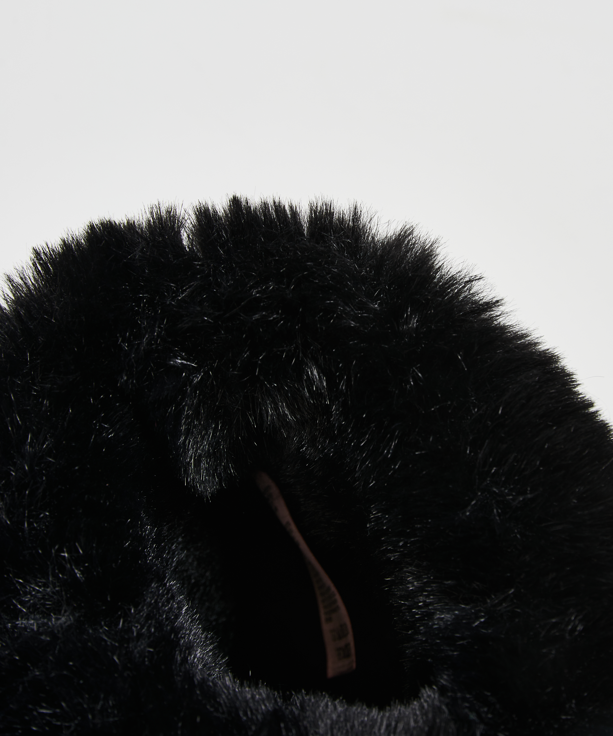 Tofflor, Svart, main