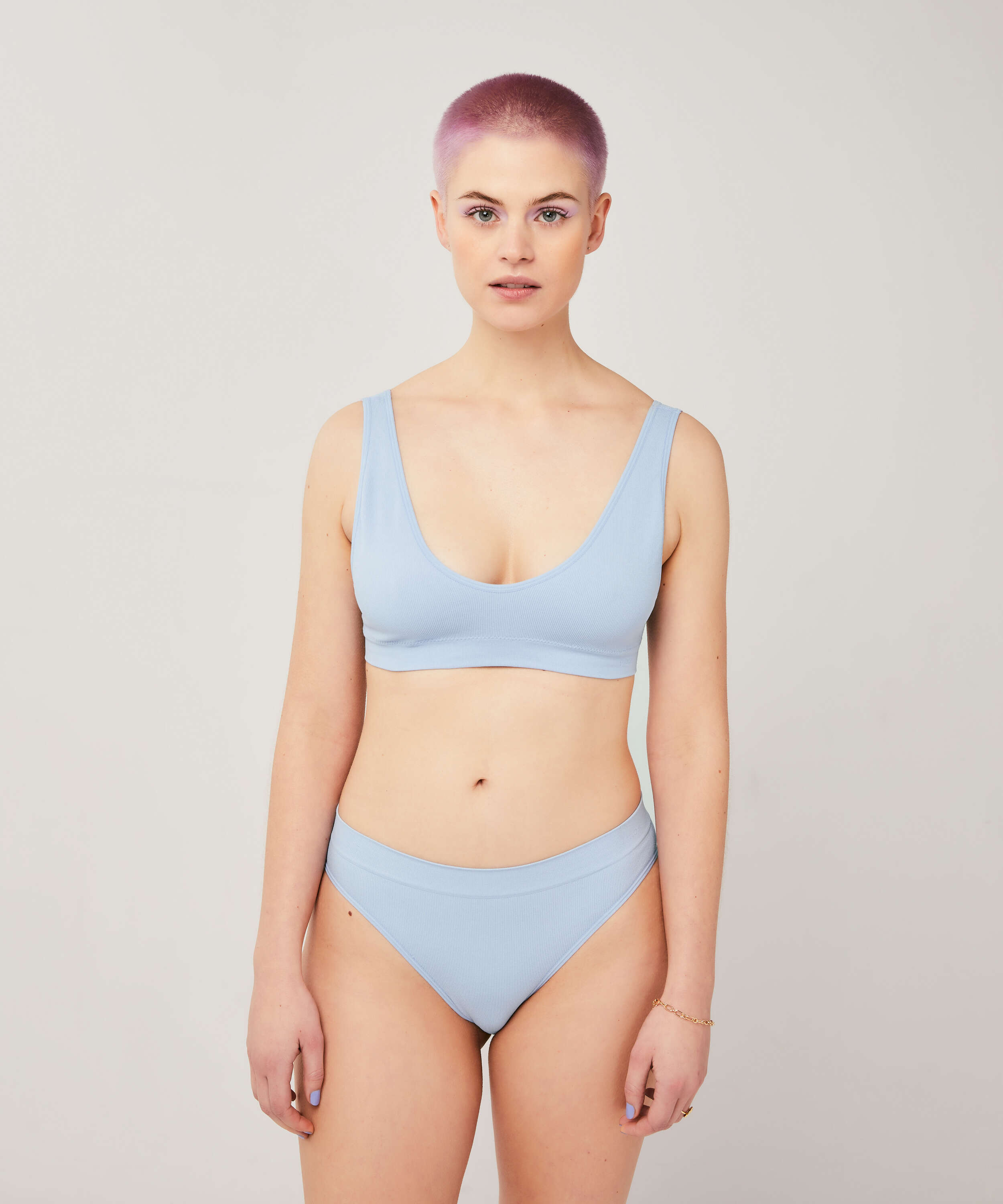Bae bralette, bl&aring;, main