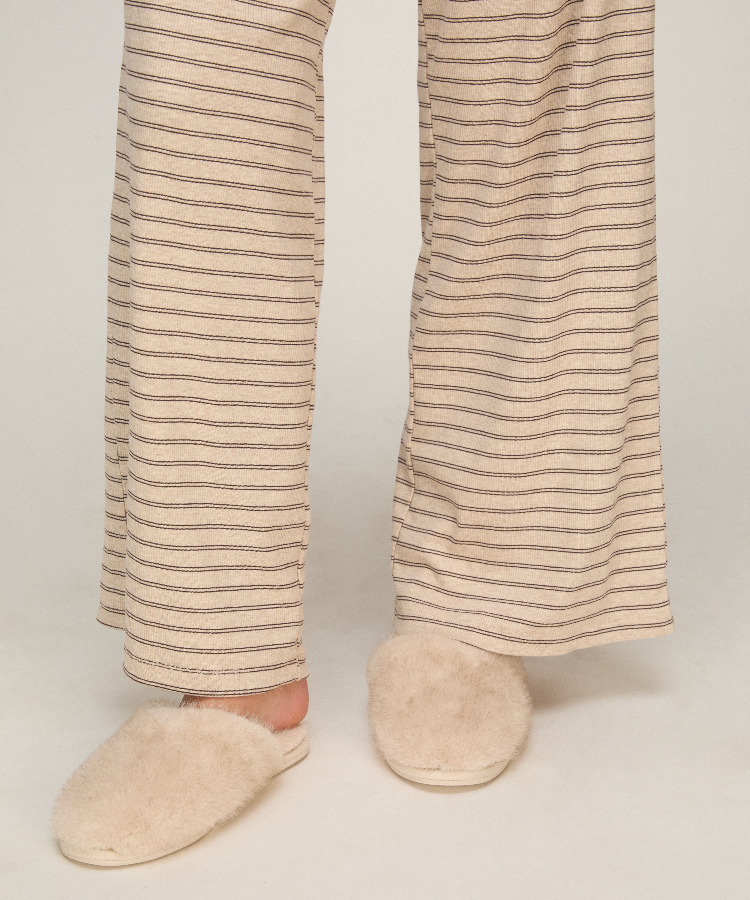 Tofflor Faux Fur
