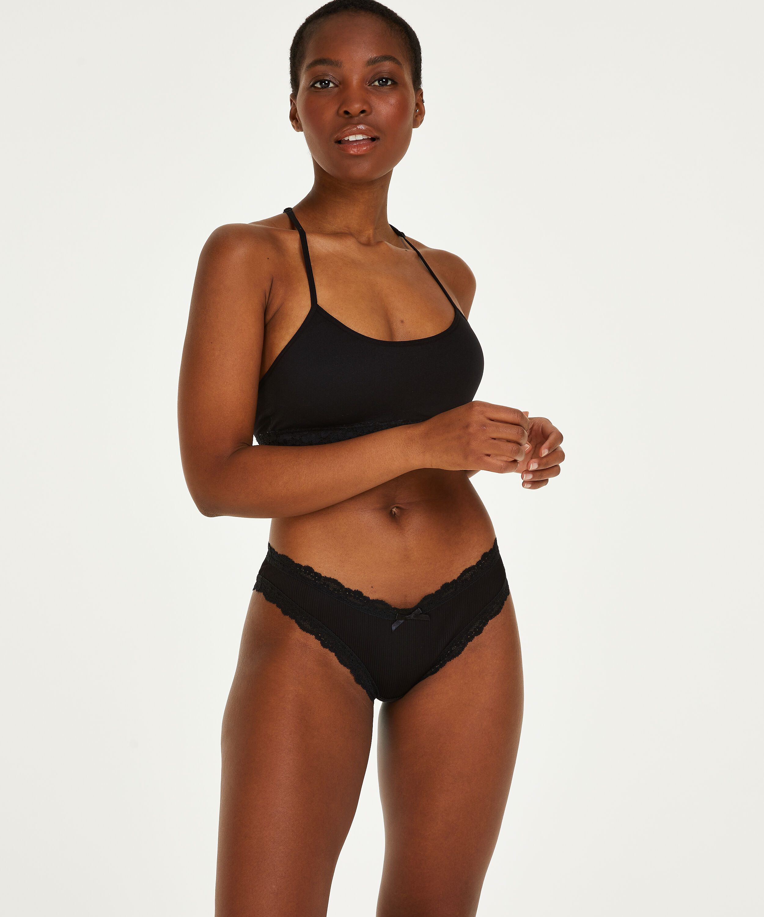 Jessica braziliantrosa, Svart