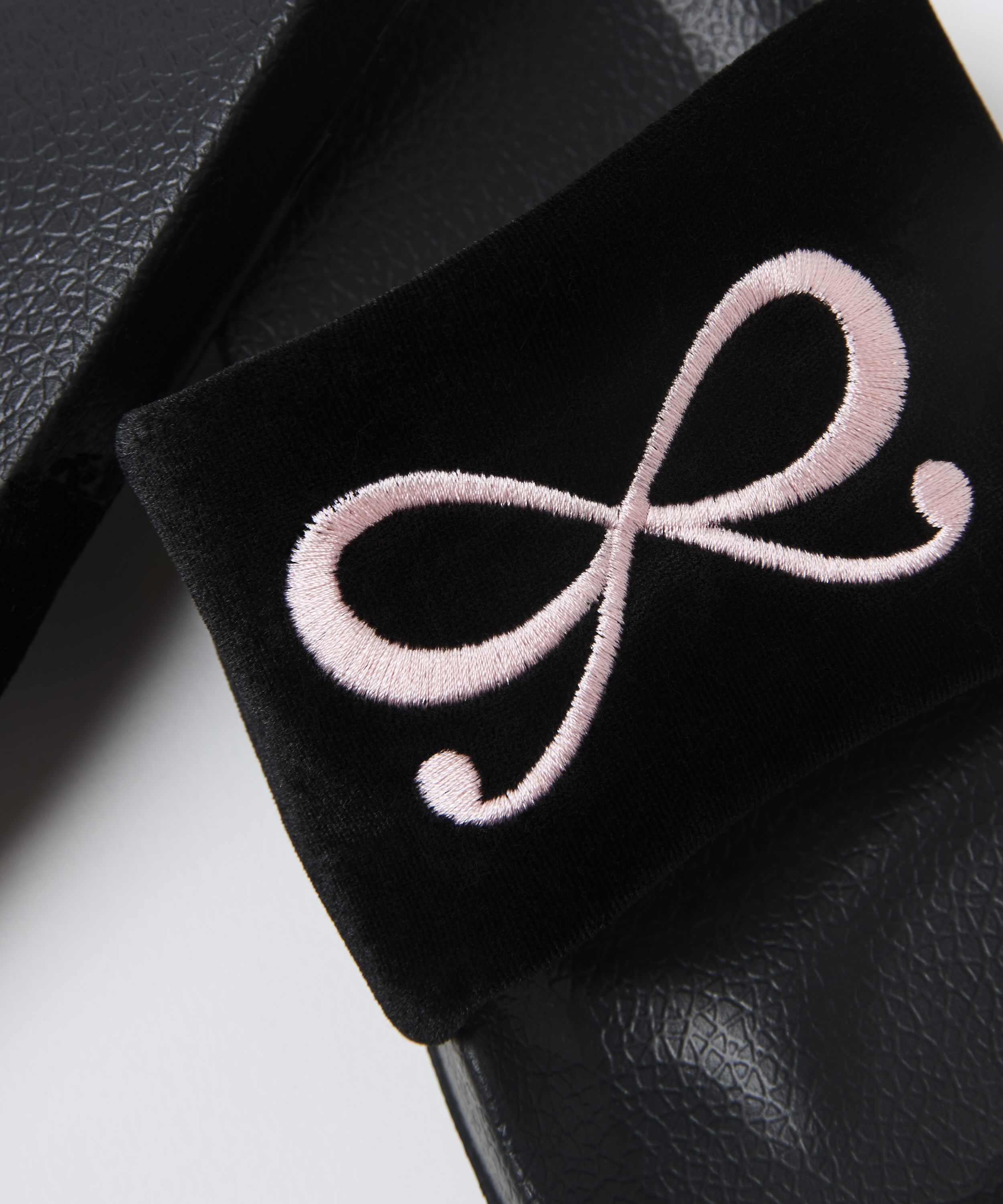 Tofflor Bow Velour Slider, Svart, main