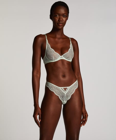 Cheekini Isabelle, Gr&ouml;n