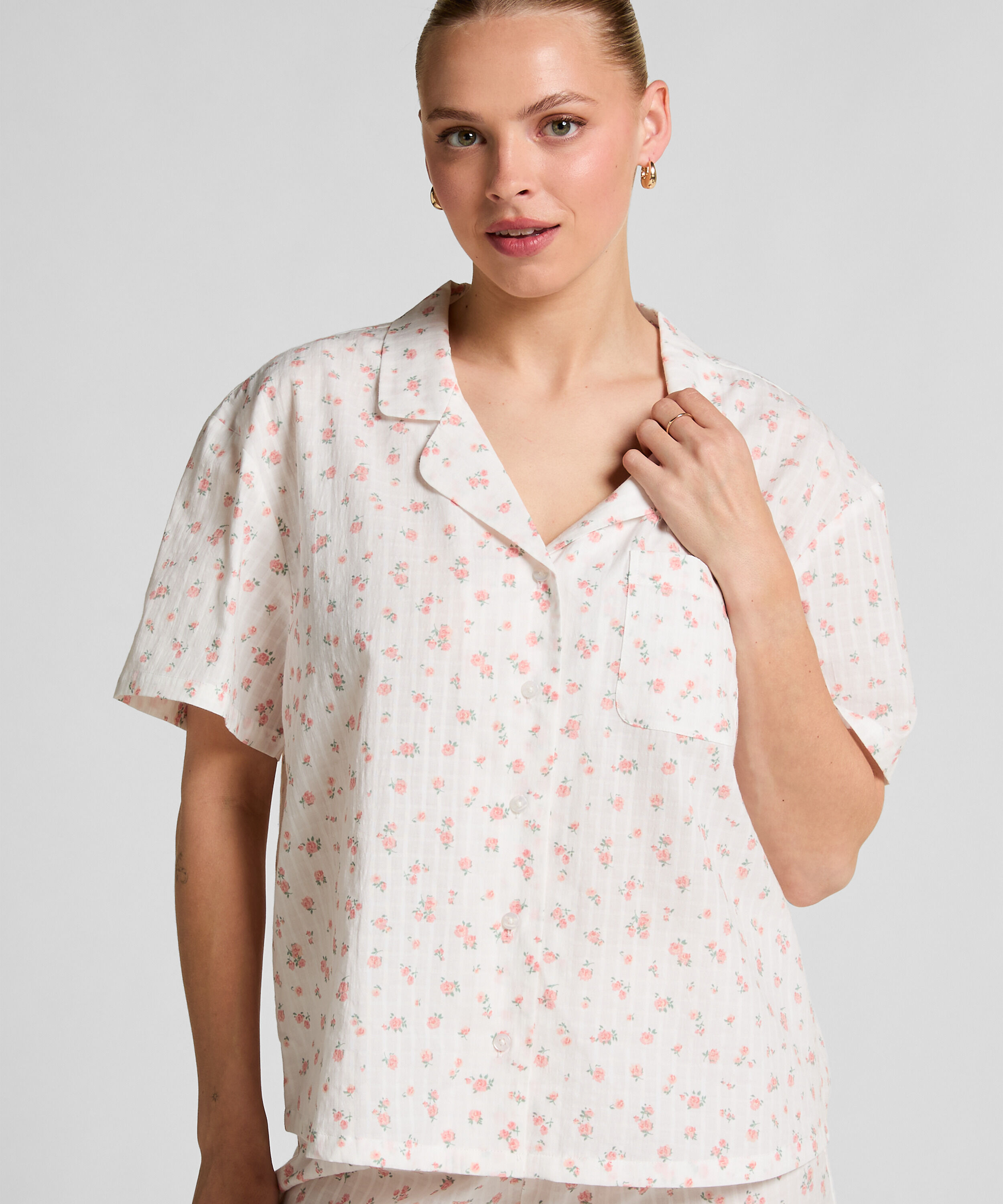 Pyjamasjacka, Vit